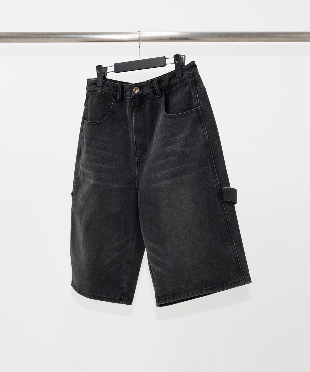 이티씨이(ETCE) (BASE) CARPENTER DENIM SHORTS (BLACK)