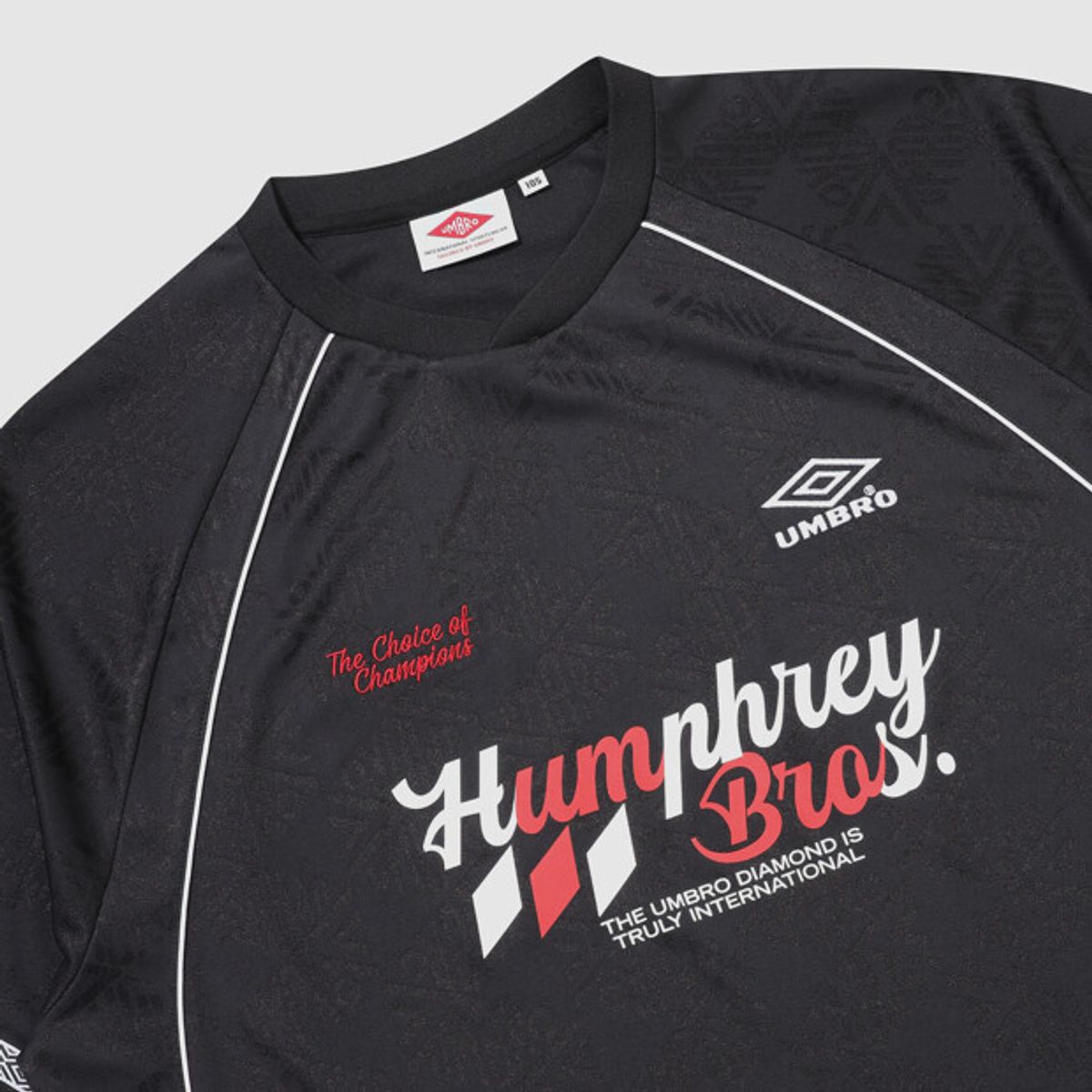 엄브로(UMBRO) HBL 풋볼 헤리티지 자카드 반팔 저지 블랙 UR224CRJ51