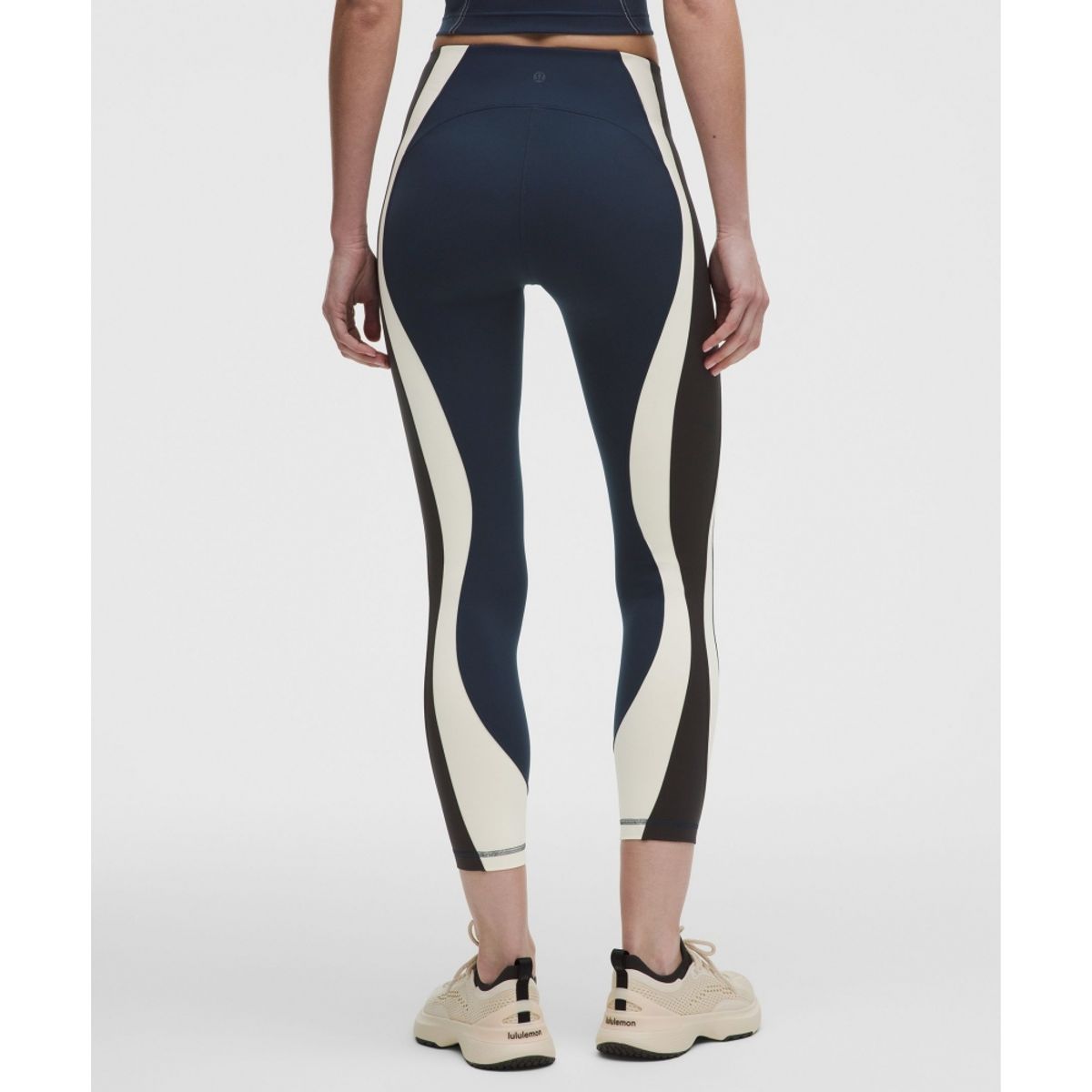 룰루레몬(LULULEMON) Ultralu™ 패널 하이라이즈 타이츠 25inch