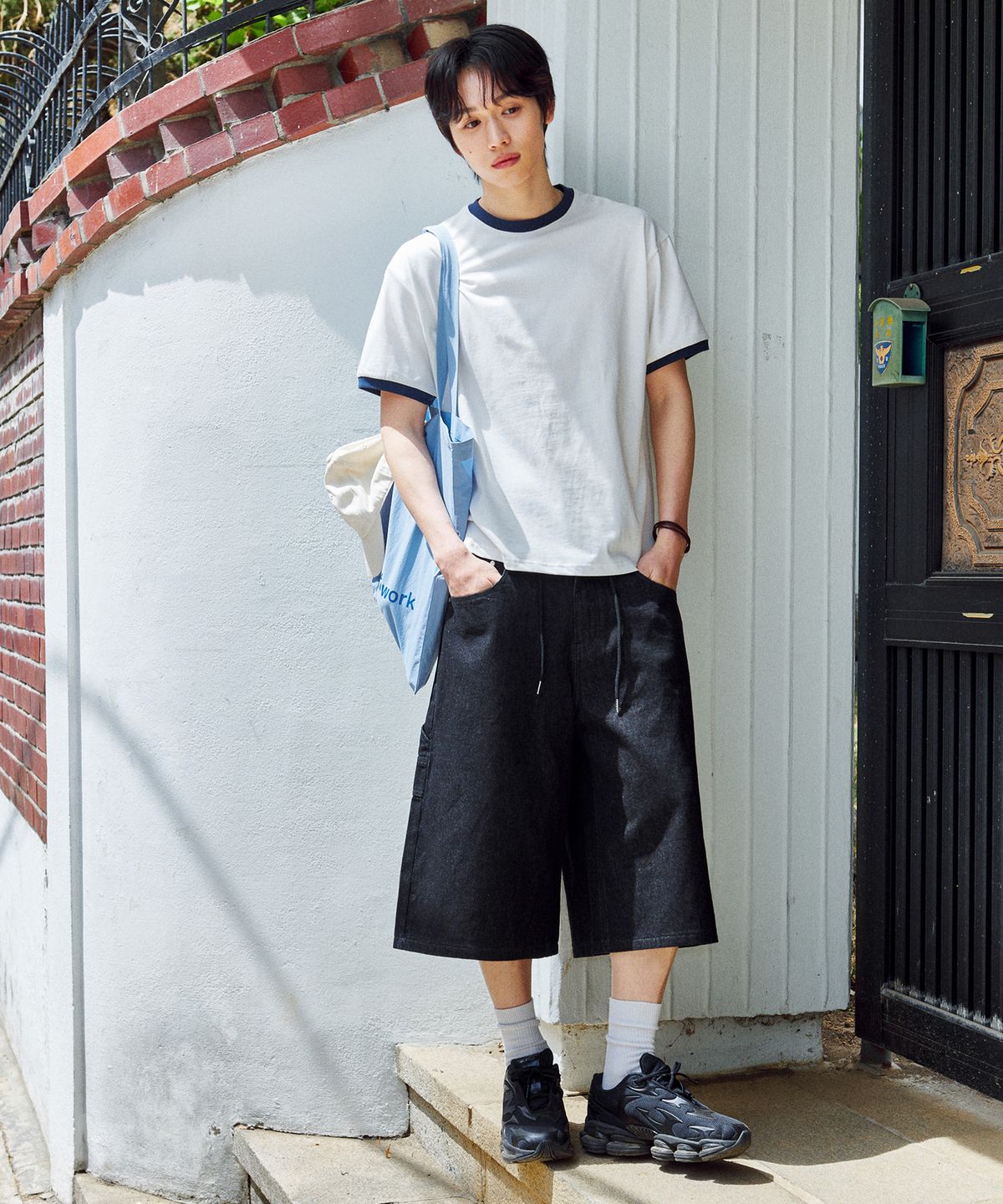 굿라이프웍스(GLW) [unisex] 논페이드 버뮤다 데님 팬츠 블랙