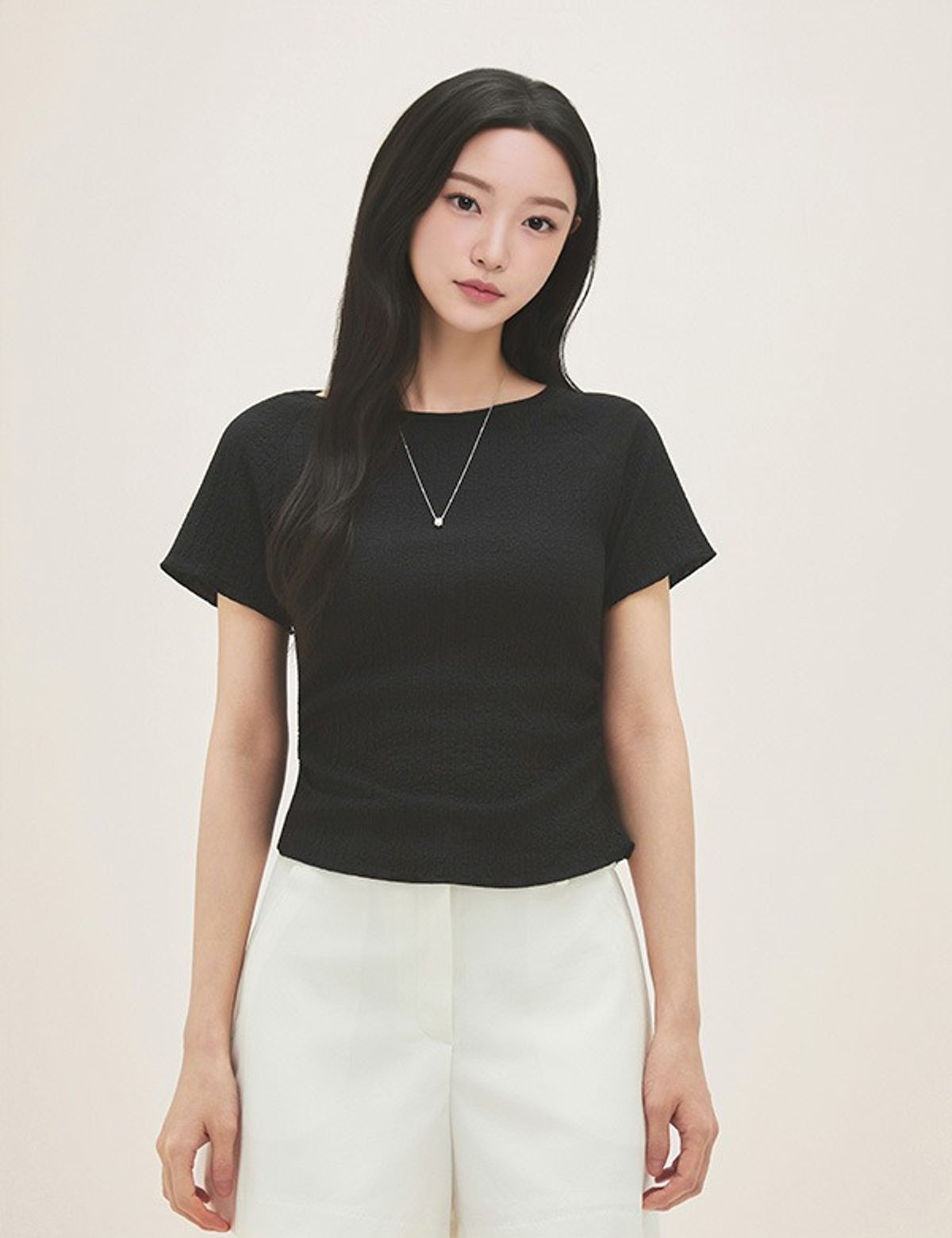 로엠(ROEM) 조직감 반팔 티셔츠 RMHWG25RT5