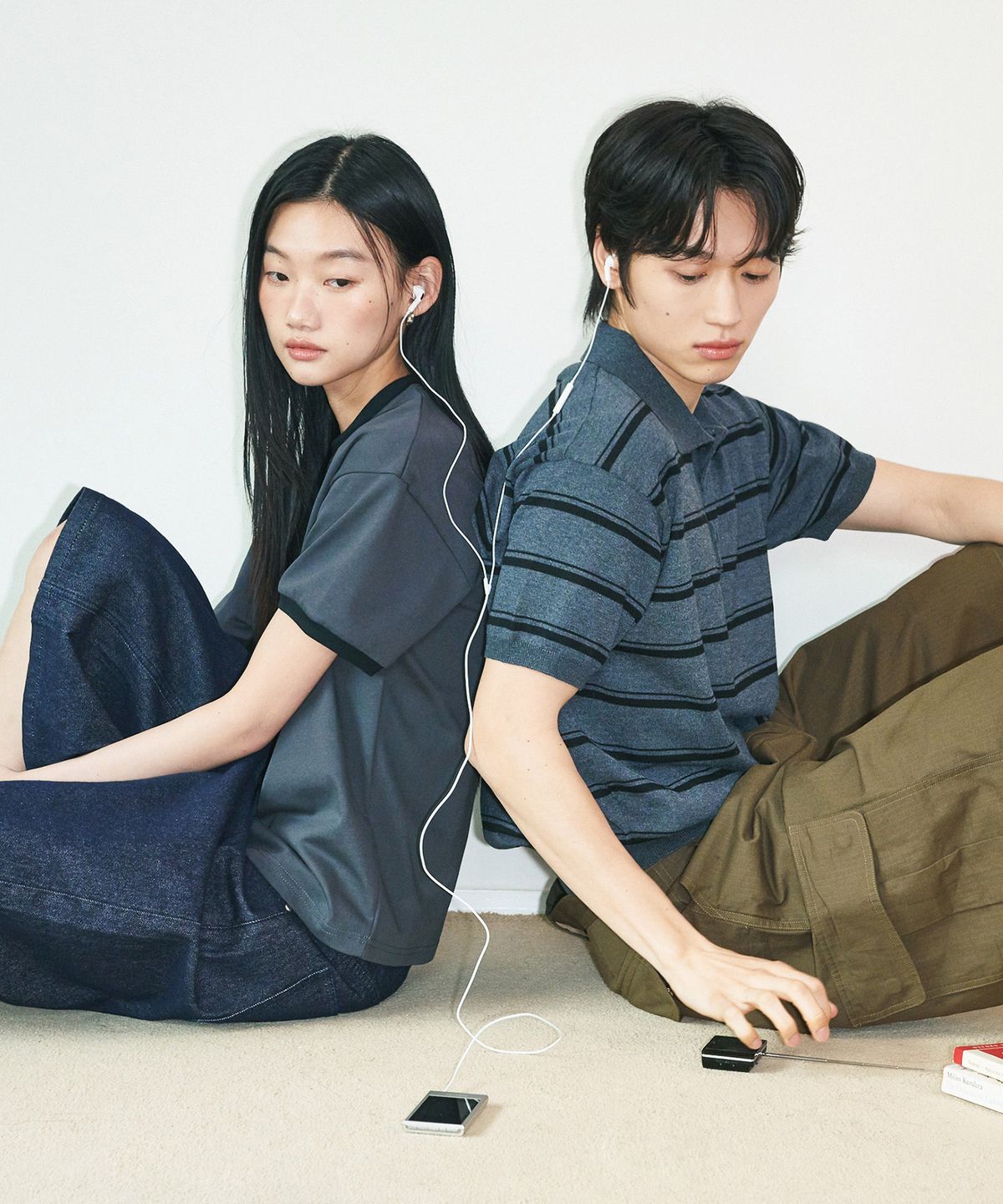 굿라이프웍스(GLW) [unisex] 스트라이프 카라 하프 니트 차콜