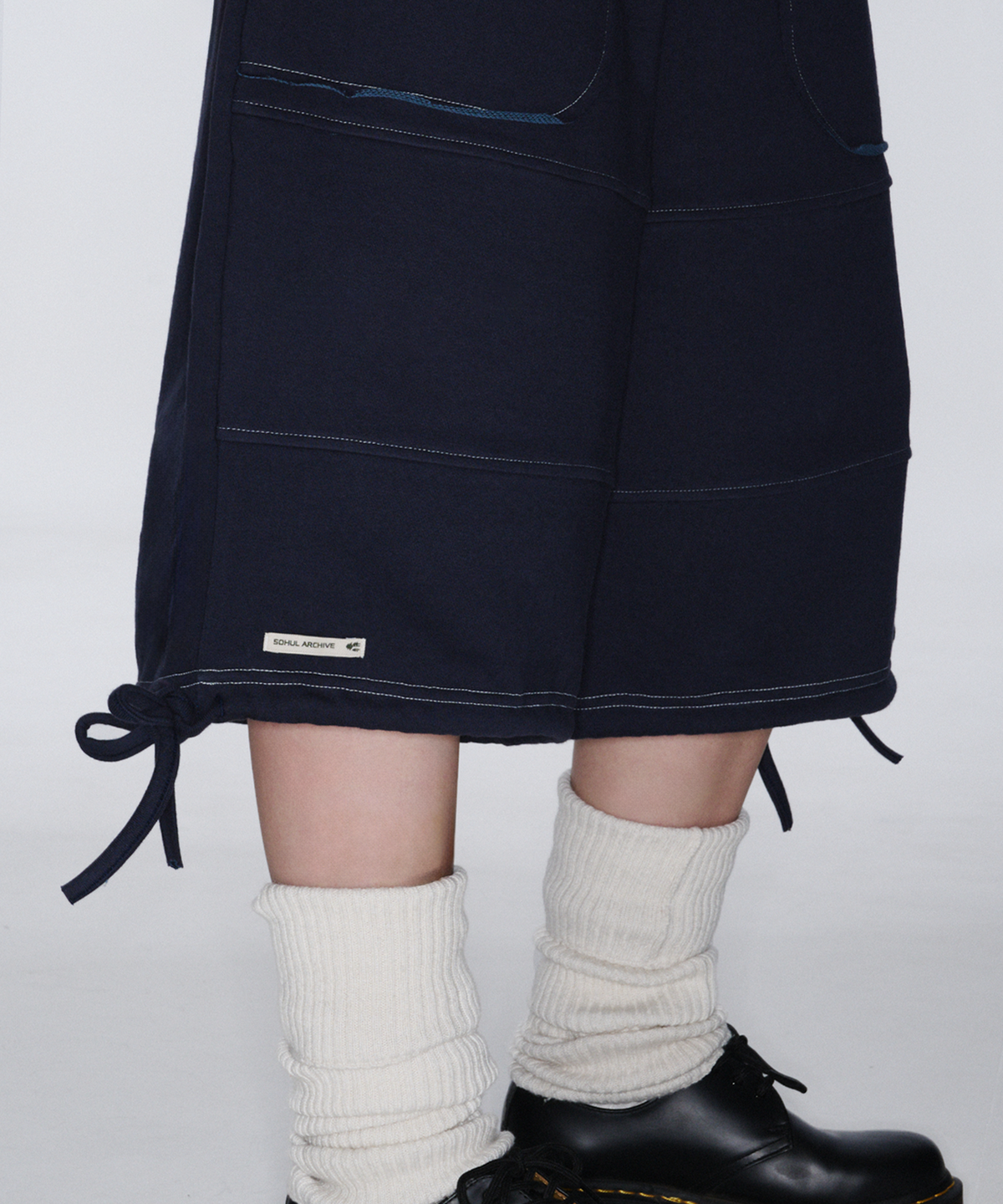 소흘(SOHUL) Panel Shorts (네이비)