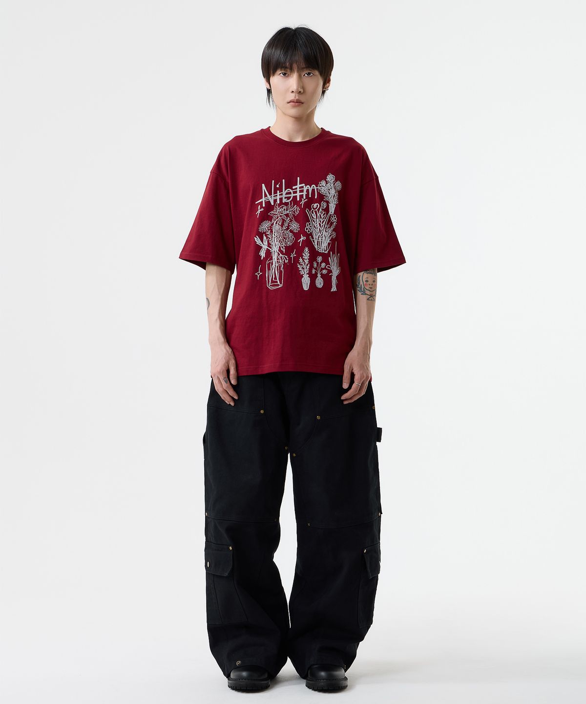 낫띵이즈베럴댄미(NOTHINGISBETTERTHANME) FLOWER SKETCH TEE_burgundy
