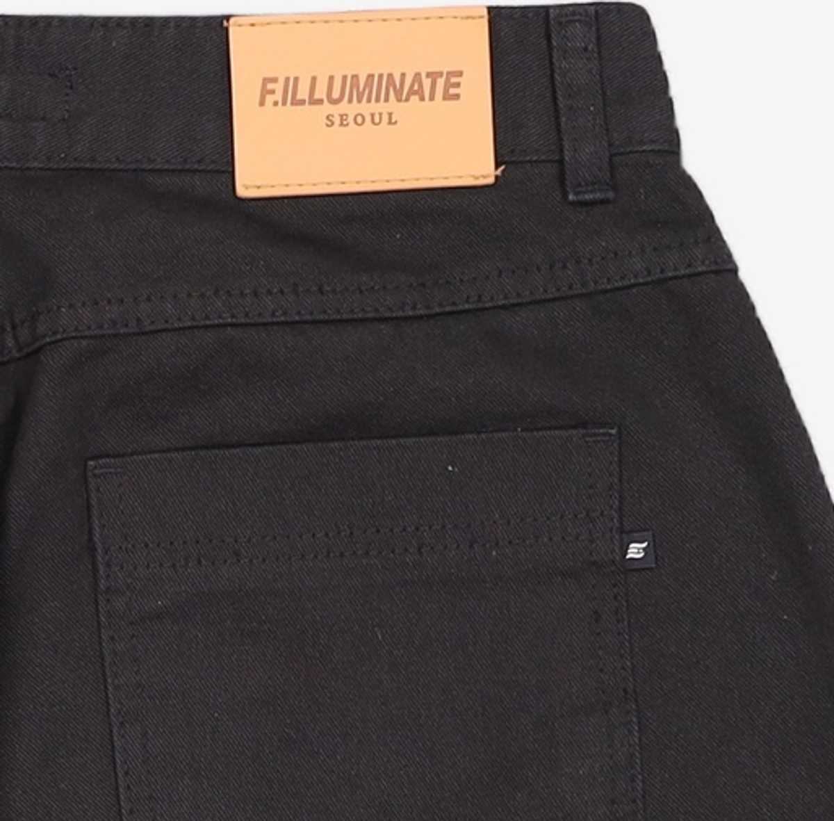 필루미네이트(FILLUMINATE) 숏팬츠 L