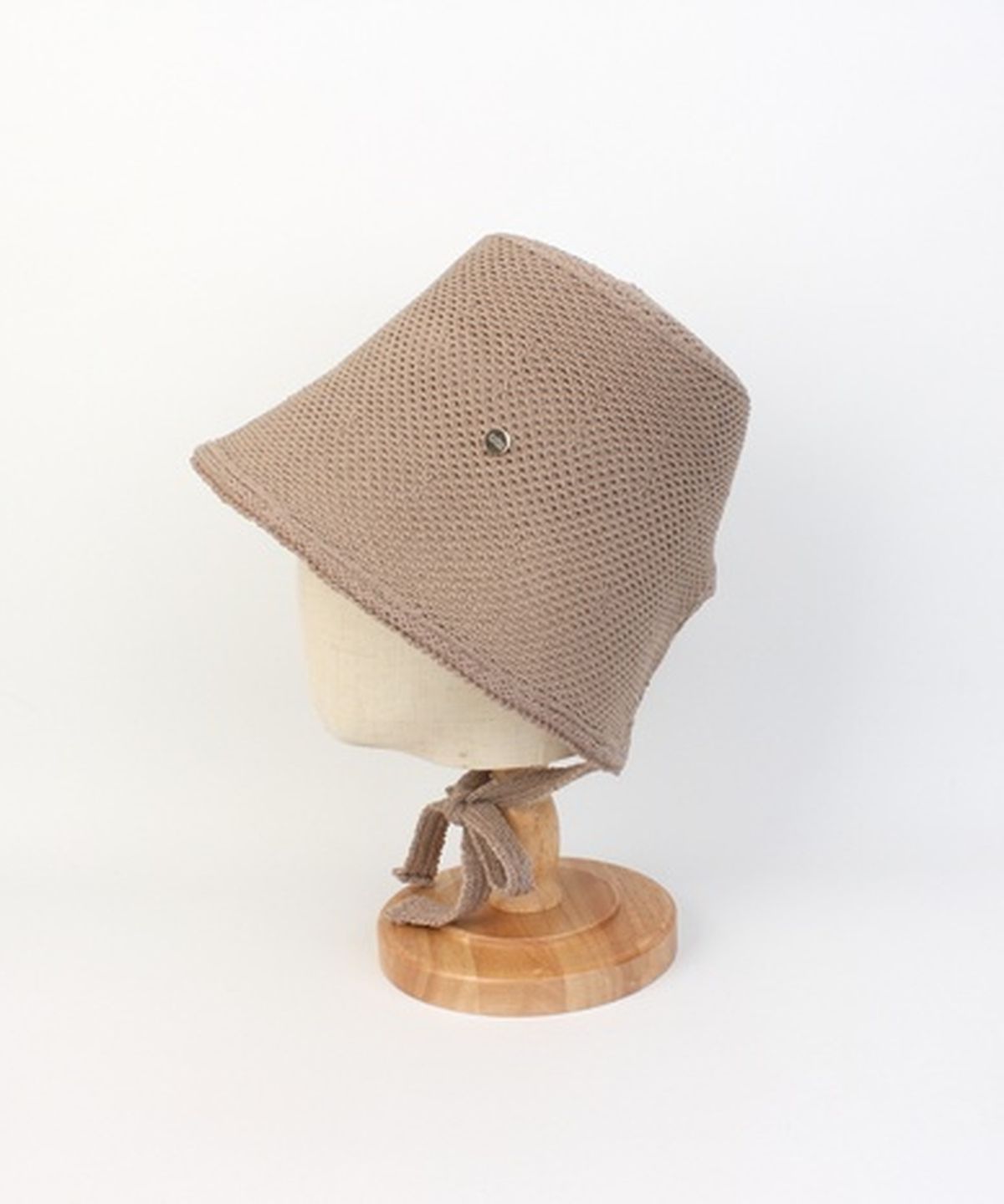 유니버셜 케미스트리(UNIVERSAL CHEMISTRY) Summer Logo Brown Bonnet Hat 보닛햇