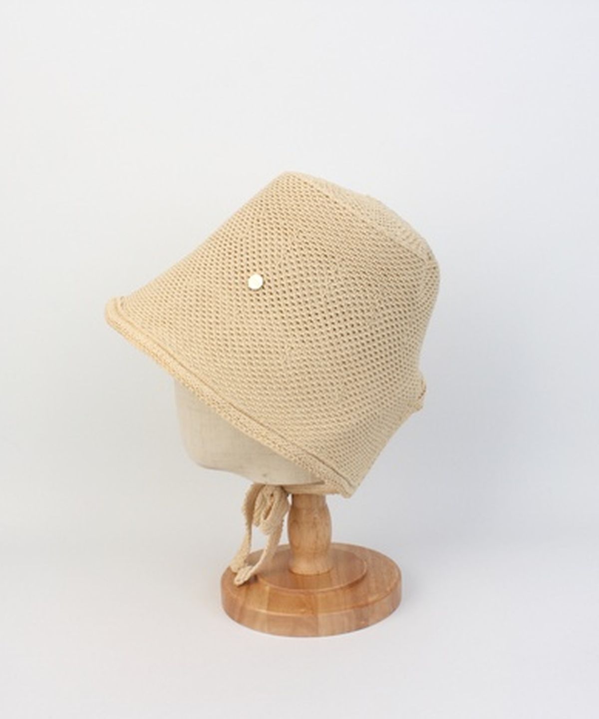 유니버셜 케미스트리(UNIVERSAL CHEMISTRY) Summer Logo Beige Bonnet Hat 보닛햇