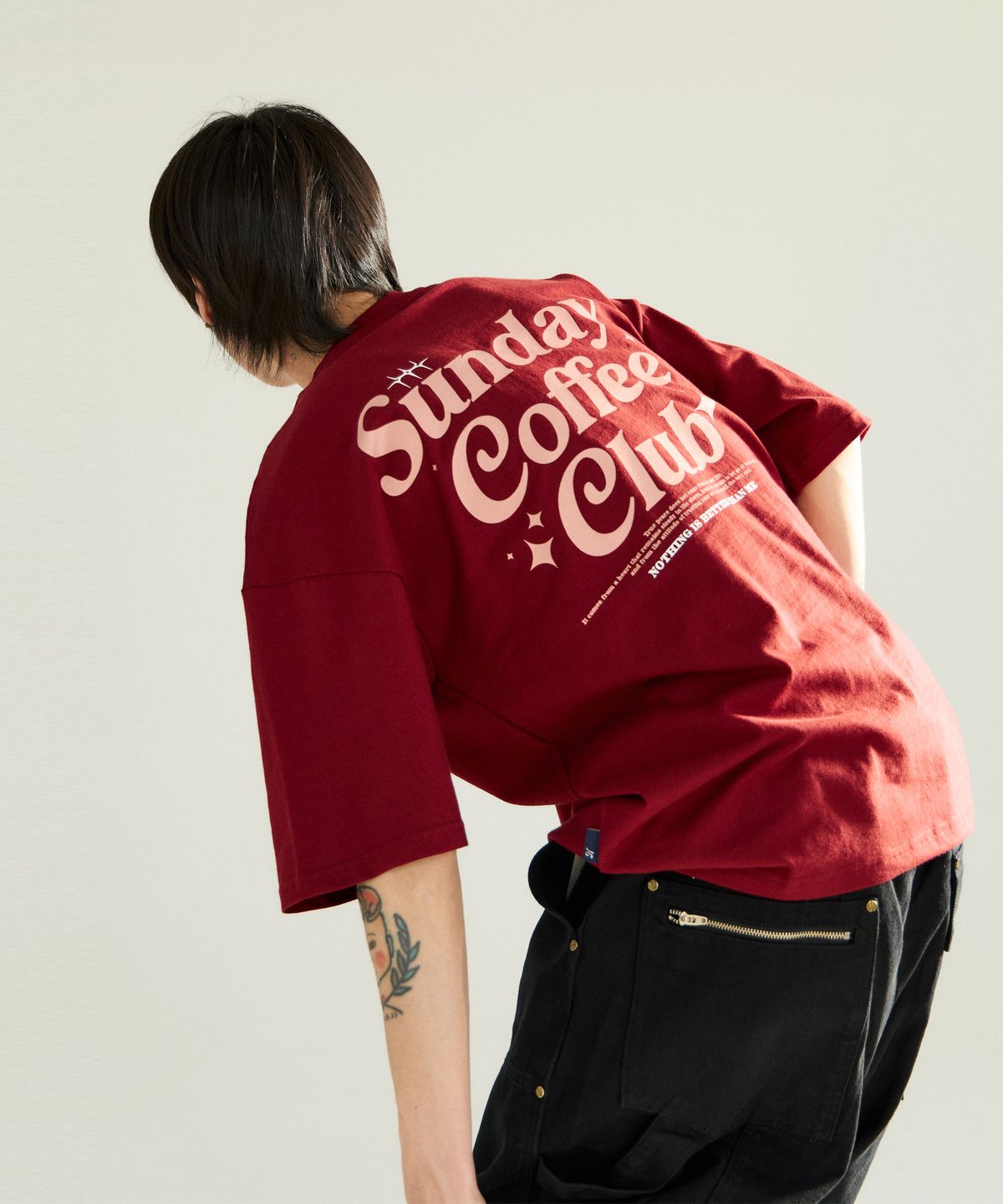 낫띵이즈베럴댄미(NOTHINGISBETTERTHANME) COFFEE CLUB TEE_burgundy