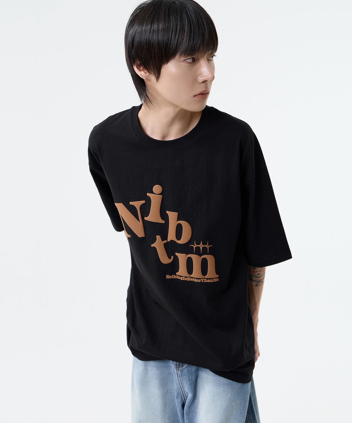 낫띵이즈베럴댄미(NOTHINGISBETTERTHANME) BIG LOGO TEE_black