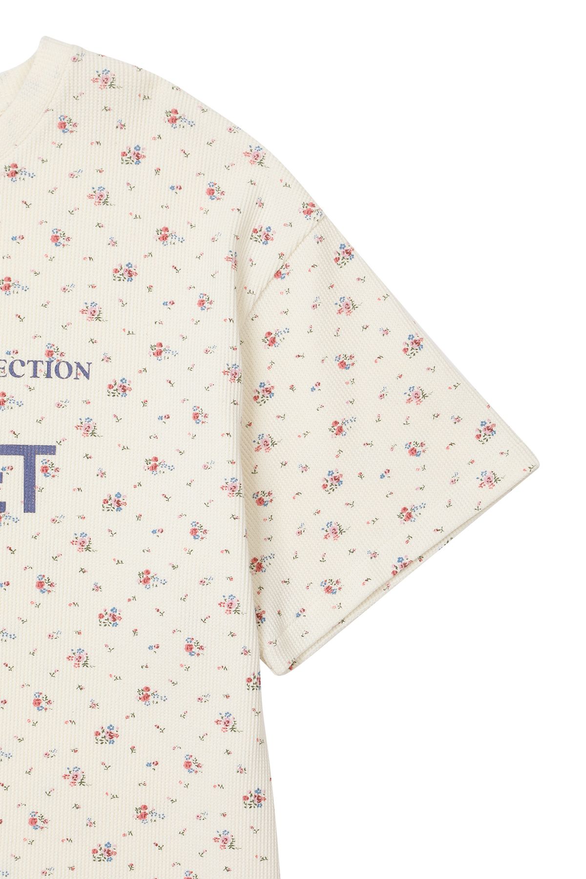 다이닛(DEINET) SOFT WAFFLE FLOWER T-SHIRT IN IVORY