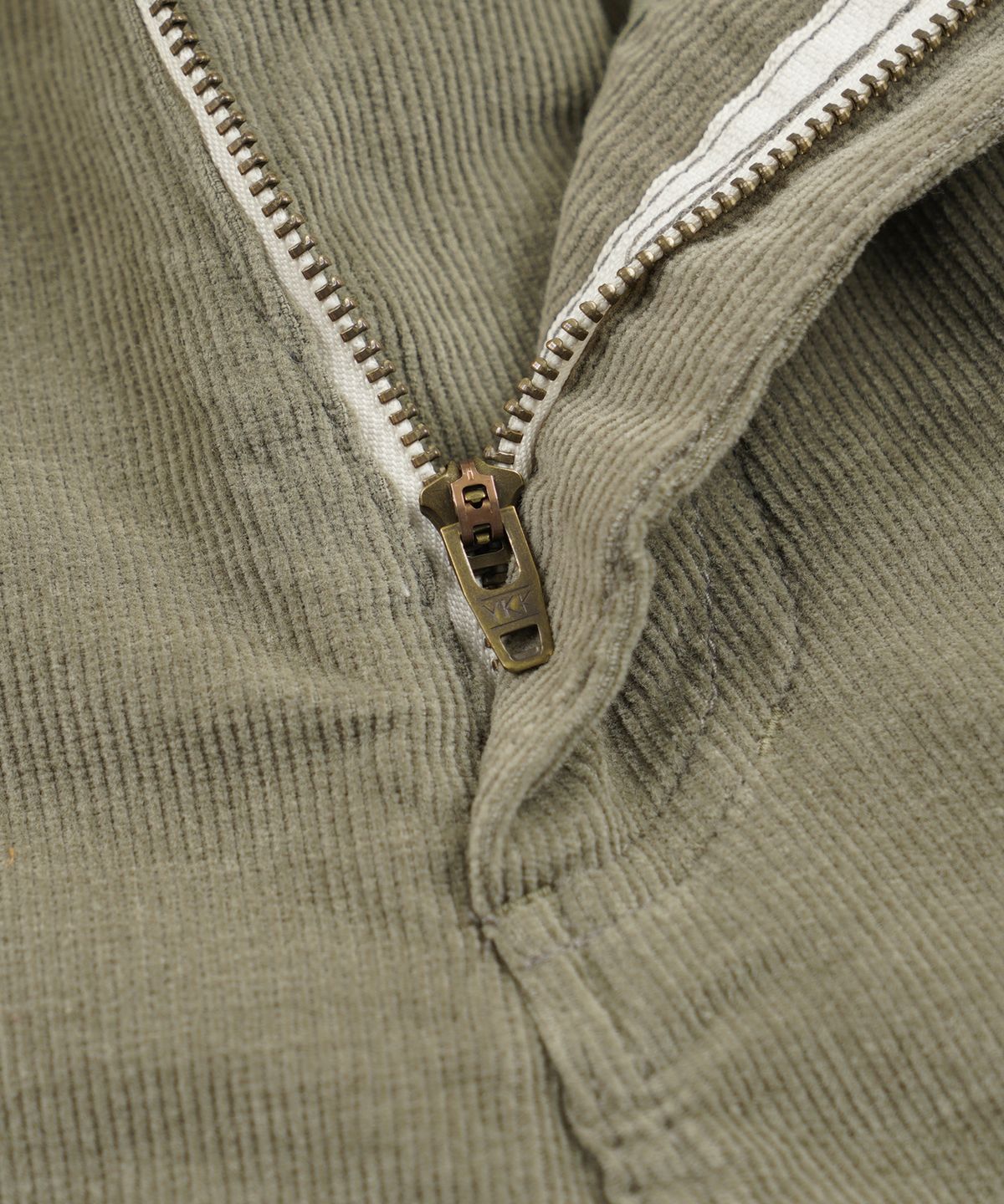 프리즘웍스(FRIZMWORKS) CORDUROY COMFORT SHORTS _ MINT