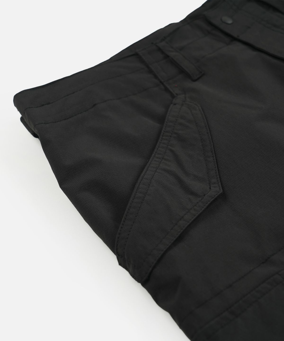 프리즘웍스(FRIZMWORKS) MICRO RIPSTOP ESSENTIAL CARGO SHORTS _ BLACK