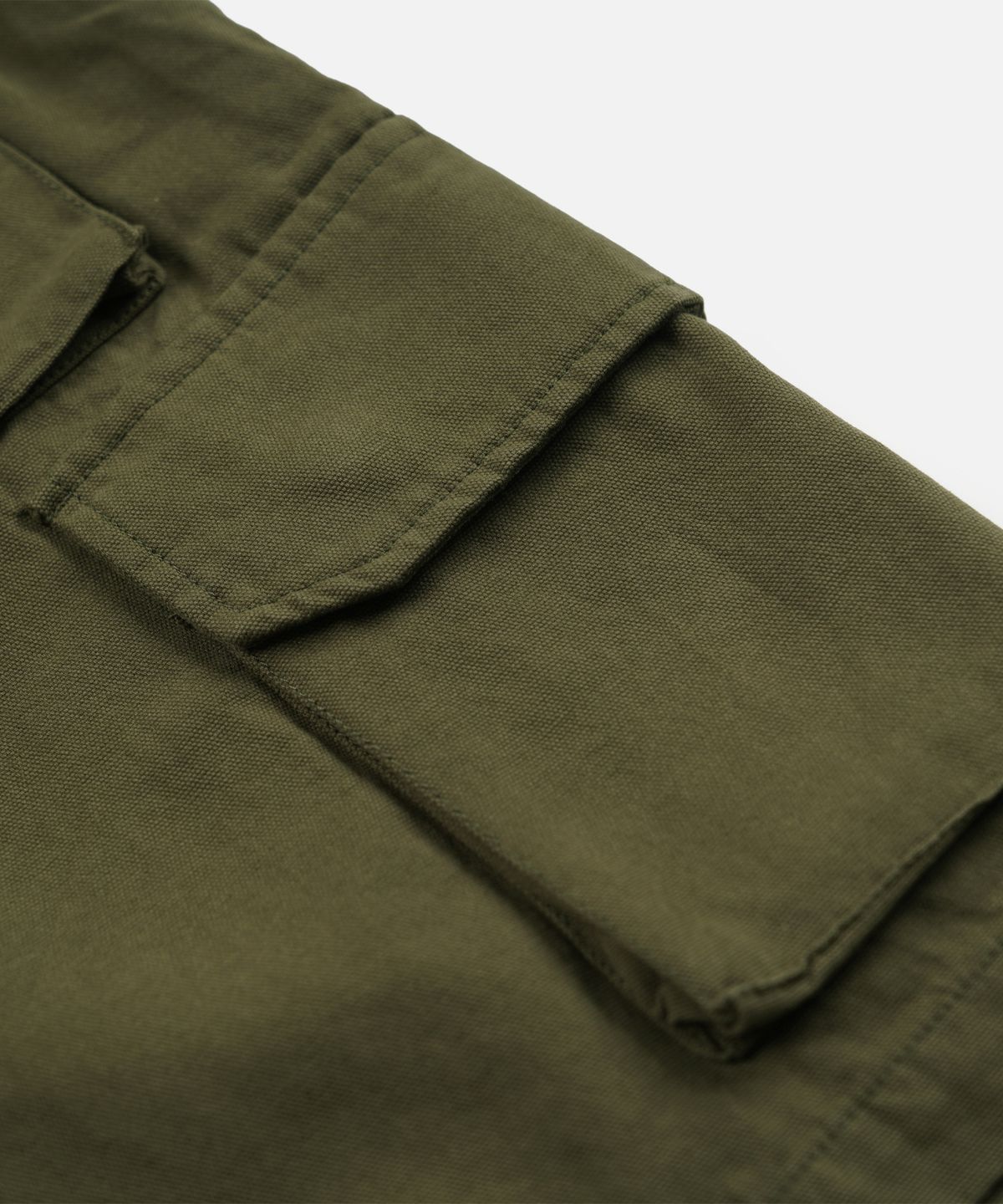프리즘웍스(FRIZMWORKS) CANVAS MULTI POCKET SHORTS _ OLIVE
