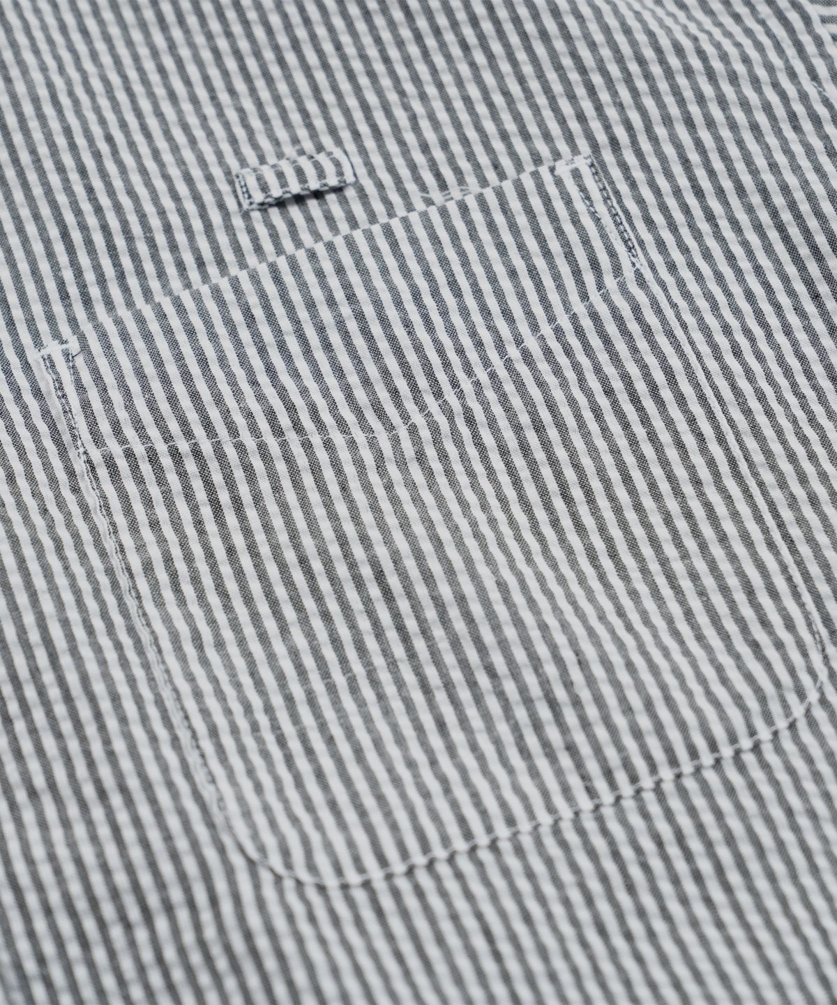 프리즘웍스(FRIZMWORKS) OG STRIPE SEERSUCKER HALF SHIRT _ BLACK