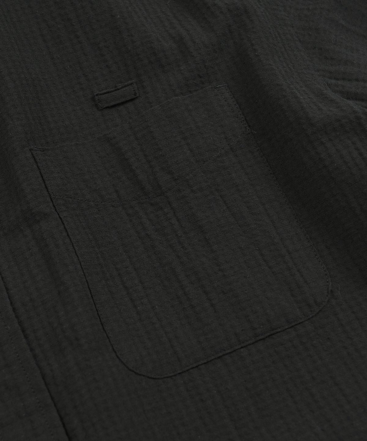 프리즘웍스(FRIZMWORKS) OG DOBBY WEAVE SEERSUCKER HALF SHIRT _ BLACK