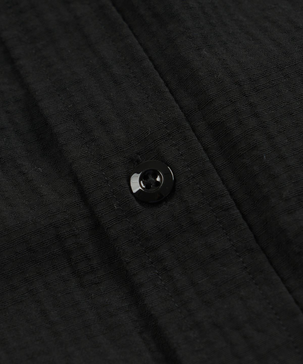 프리즘웍스(FRIZMWORKS) OG DOBBY WEAVE SEERSUCKER HALF SHIRT _ BLACK