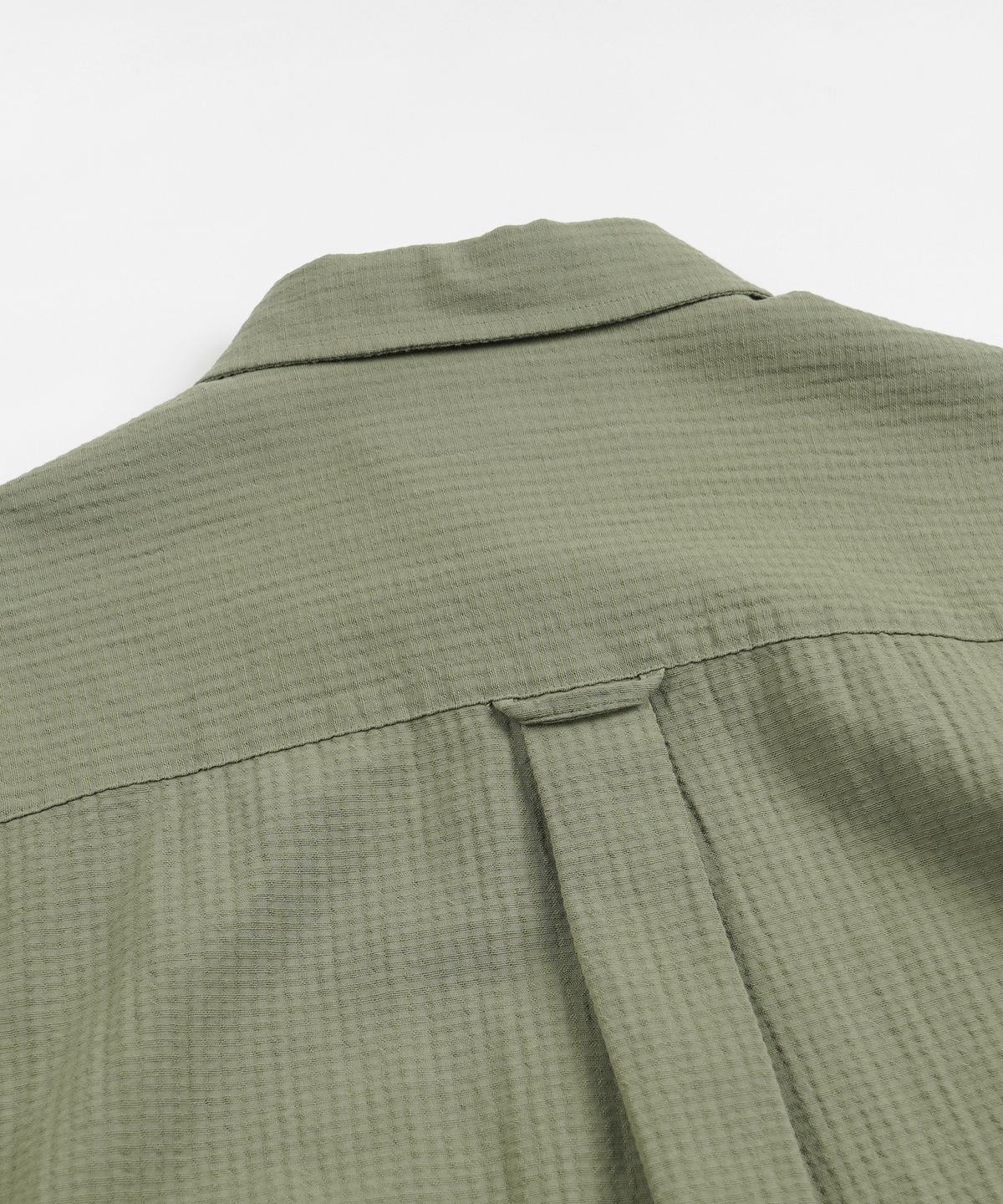 프리즘웍스(FRIZMWORKS) OG DOBBY WEAVE SEERSUCKER HALF SHIRT _ OLIVE
