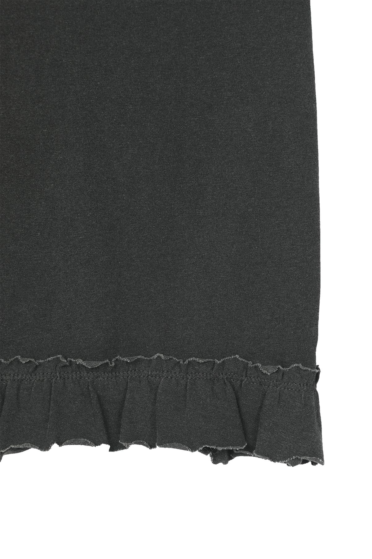 다이닛(DEINET) RUFFLE WASHED T-SHIRT IN CHARCOAL