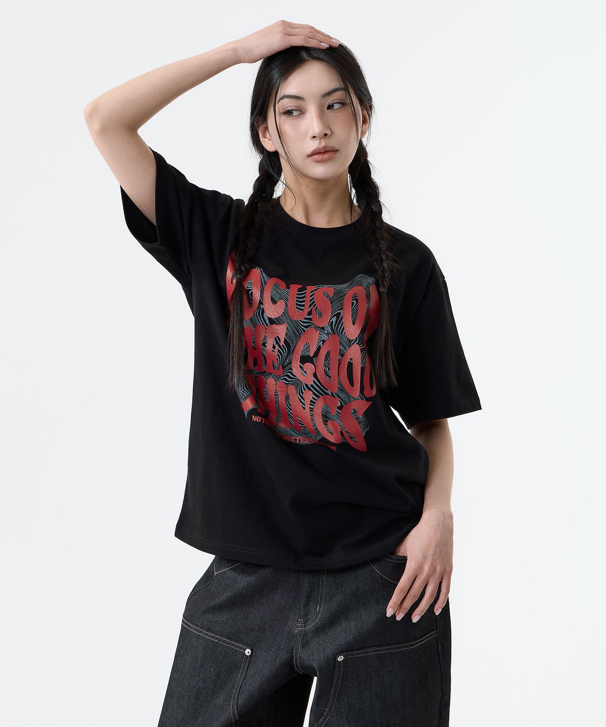 낫띵이즈베럴댄미(NOTHINGISBETTERTHANME) GEOMETRY LETTERING TEE_black
