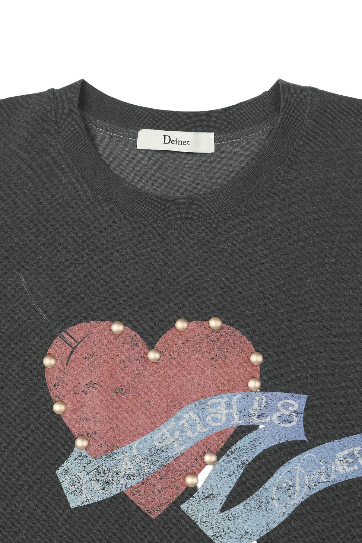 다이닛(DEINET) STUD HEART T-SHIRT IN CHARCOAL