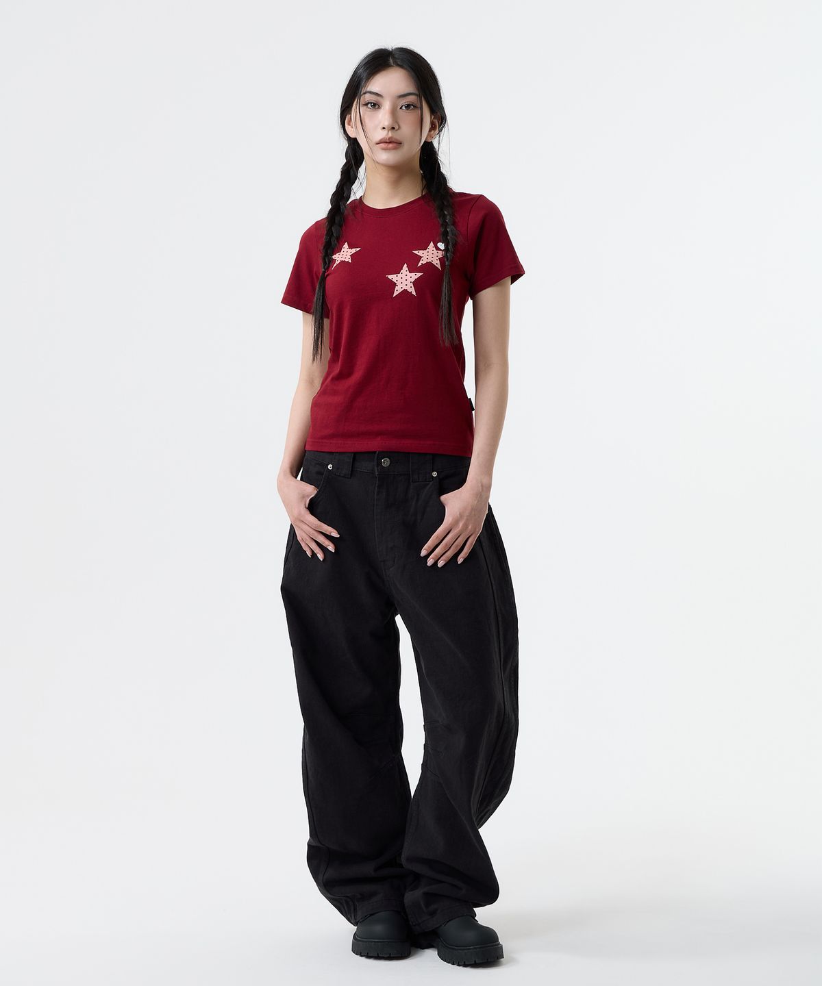 낫띵이즈베럴댄미(NOTHINGISBETTERTHANME) DOT STAR TEE_burgundy