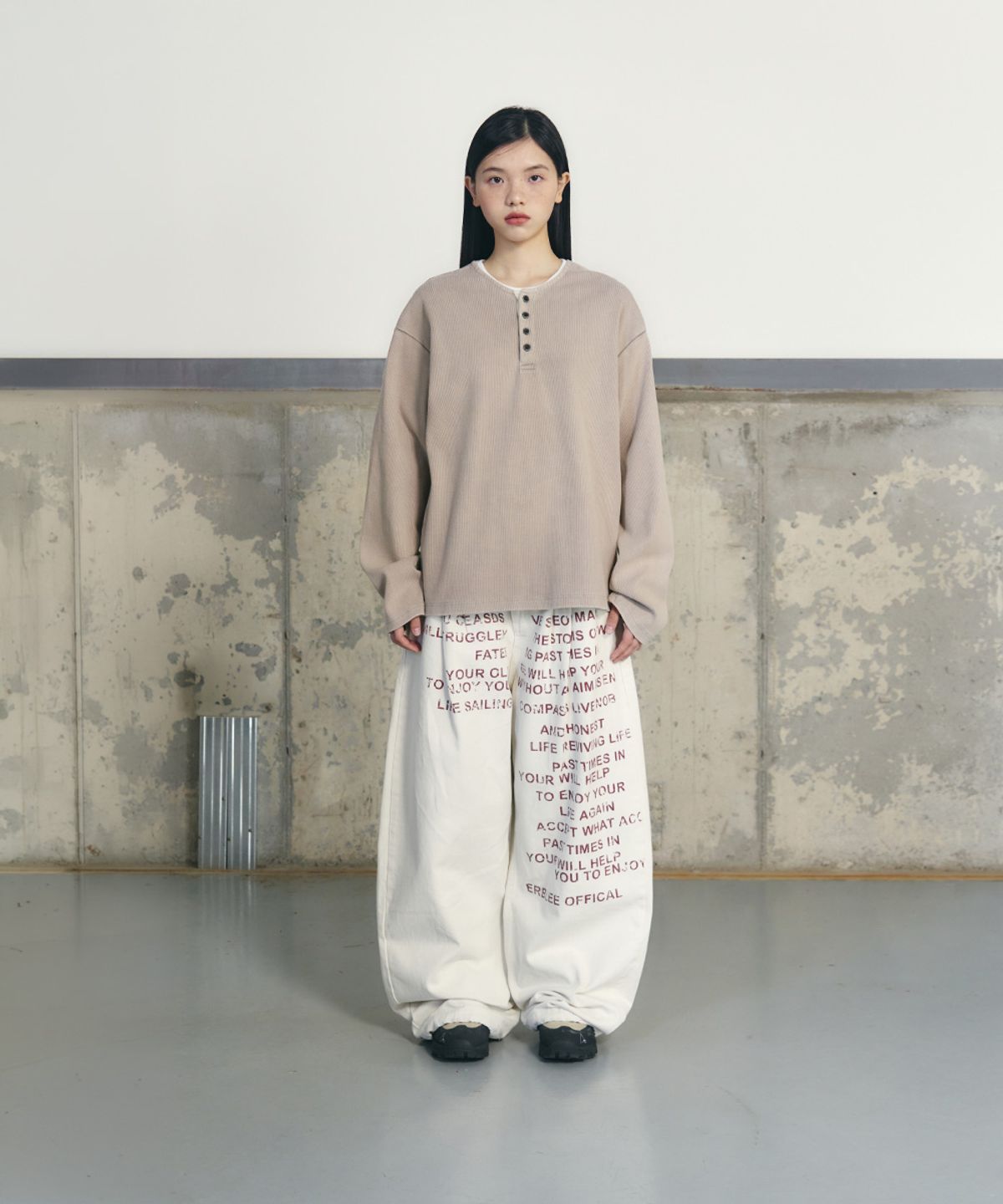 언유즈랩(UNUSEDLAB) 워시드 립 헨리 롱슬리브 [그레이]