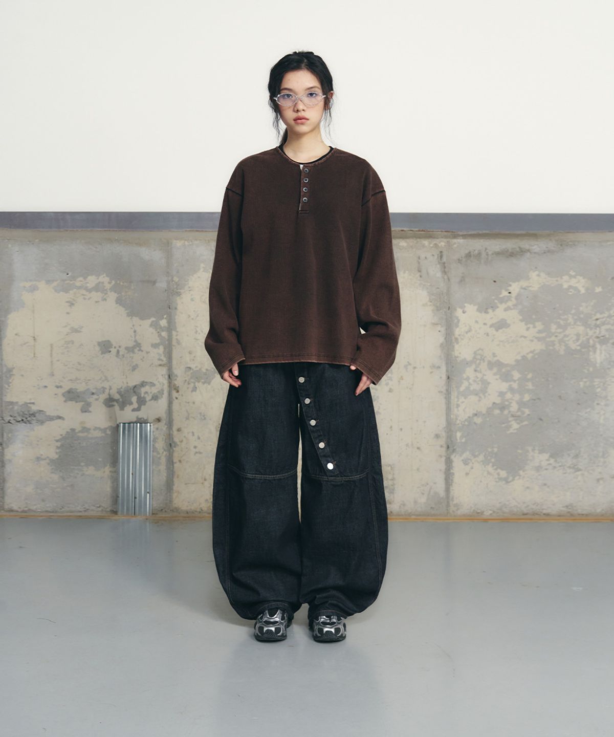 언유즈랩(UNUSEDLAB) 워시드 립 헨리 롱슬리브 [브라운]