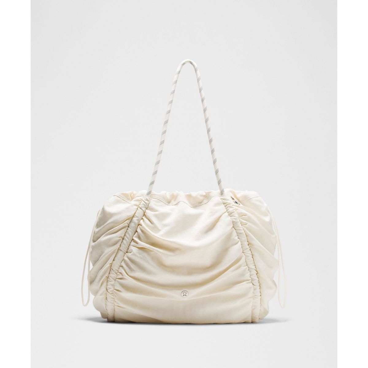 룰루레몬(LULULEMON) 루시드 토트백 24L  LTIV SLVR