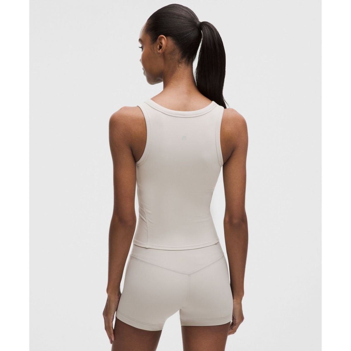 룰루레몬(LULULEMON) 스무드 앤 리브드 Nulu 스쿱넥 탱크탑 *라이트 서포트, B D컵