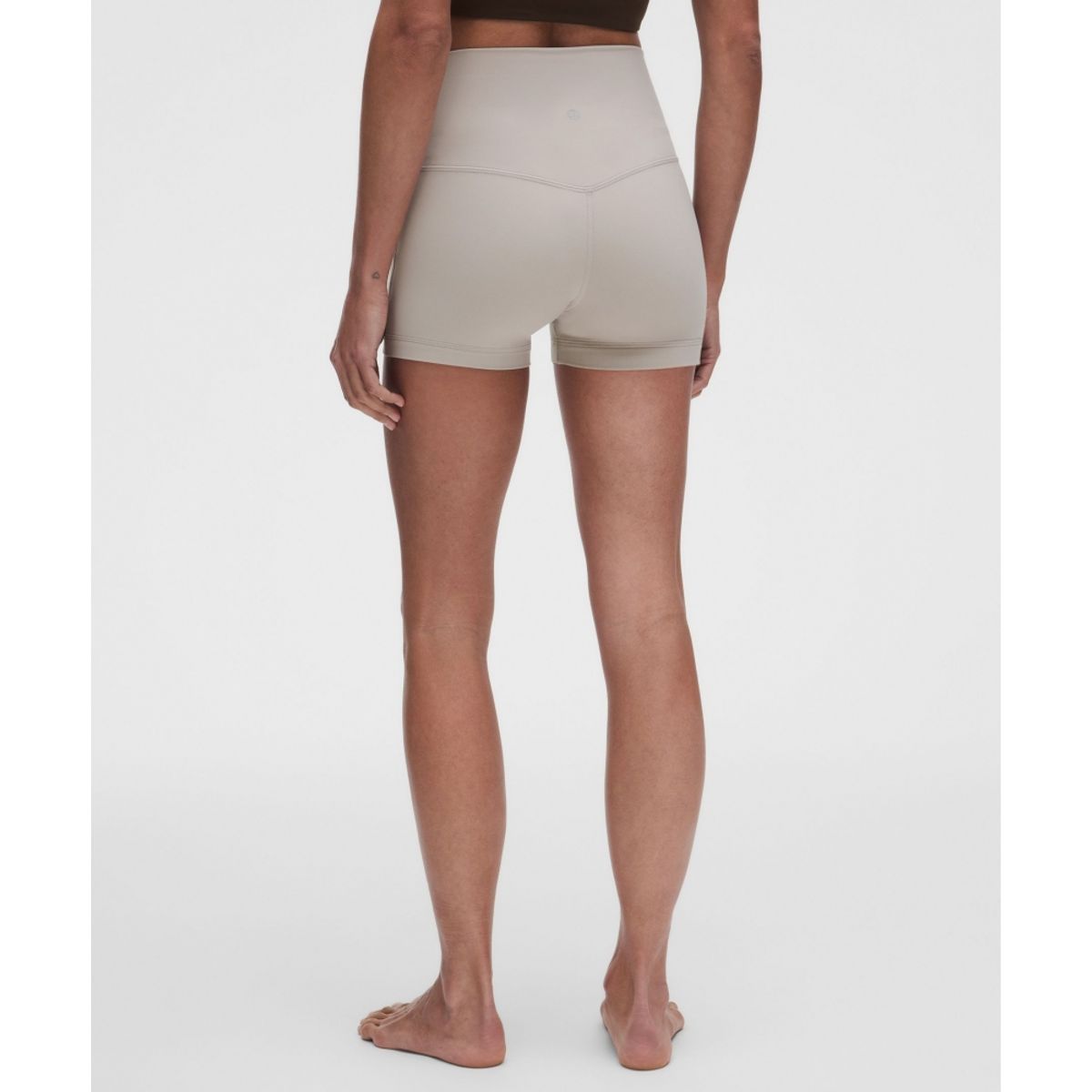 룰루레몬(LULULEMON) 룰루레몬 Align No Line™ 하이라이즈 쇼츠 4inch  DOWN