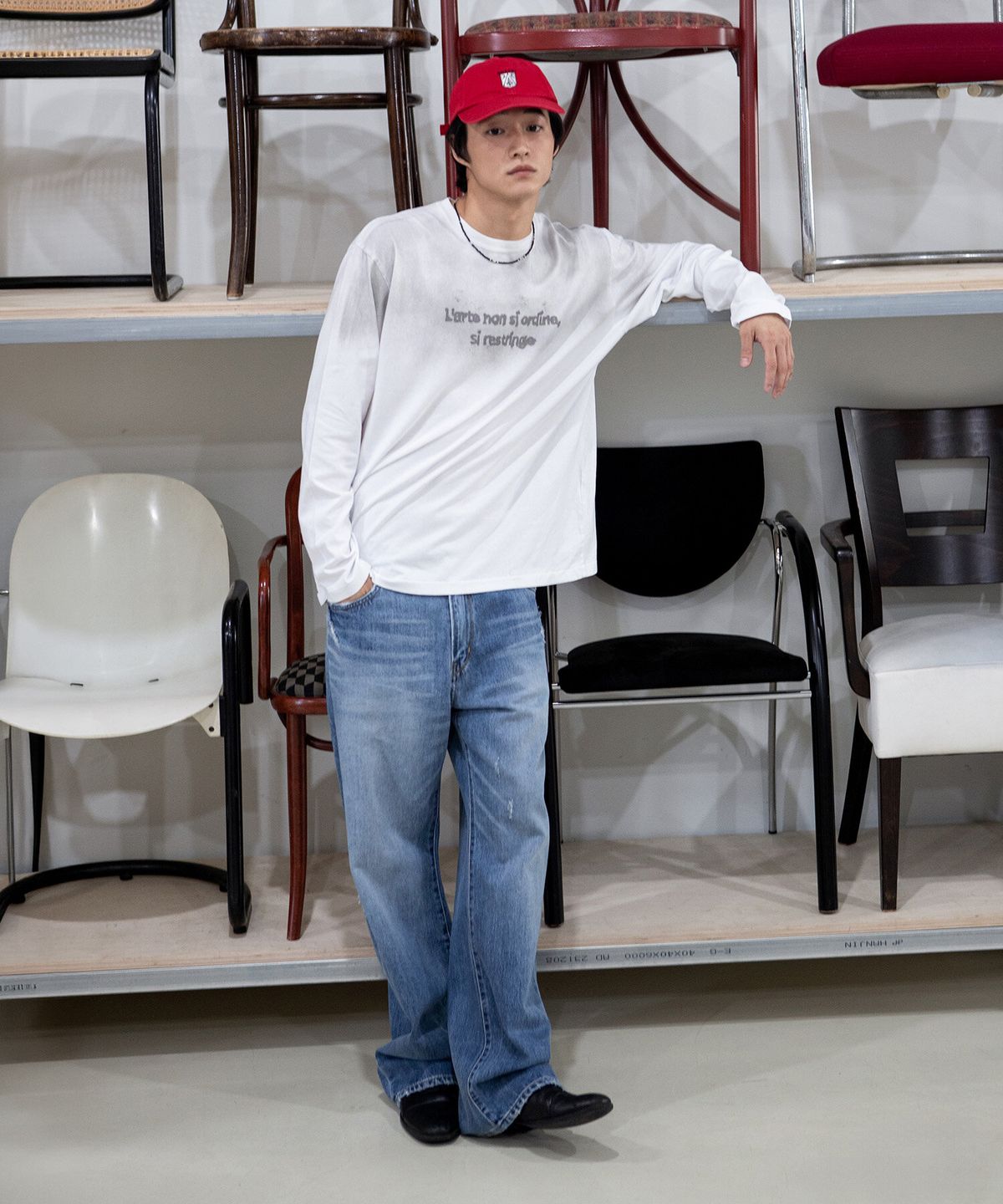 크래키(KRAKKI) [Unisex] Paint Logo LS Tee_White [KR265PUT471]