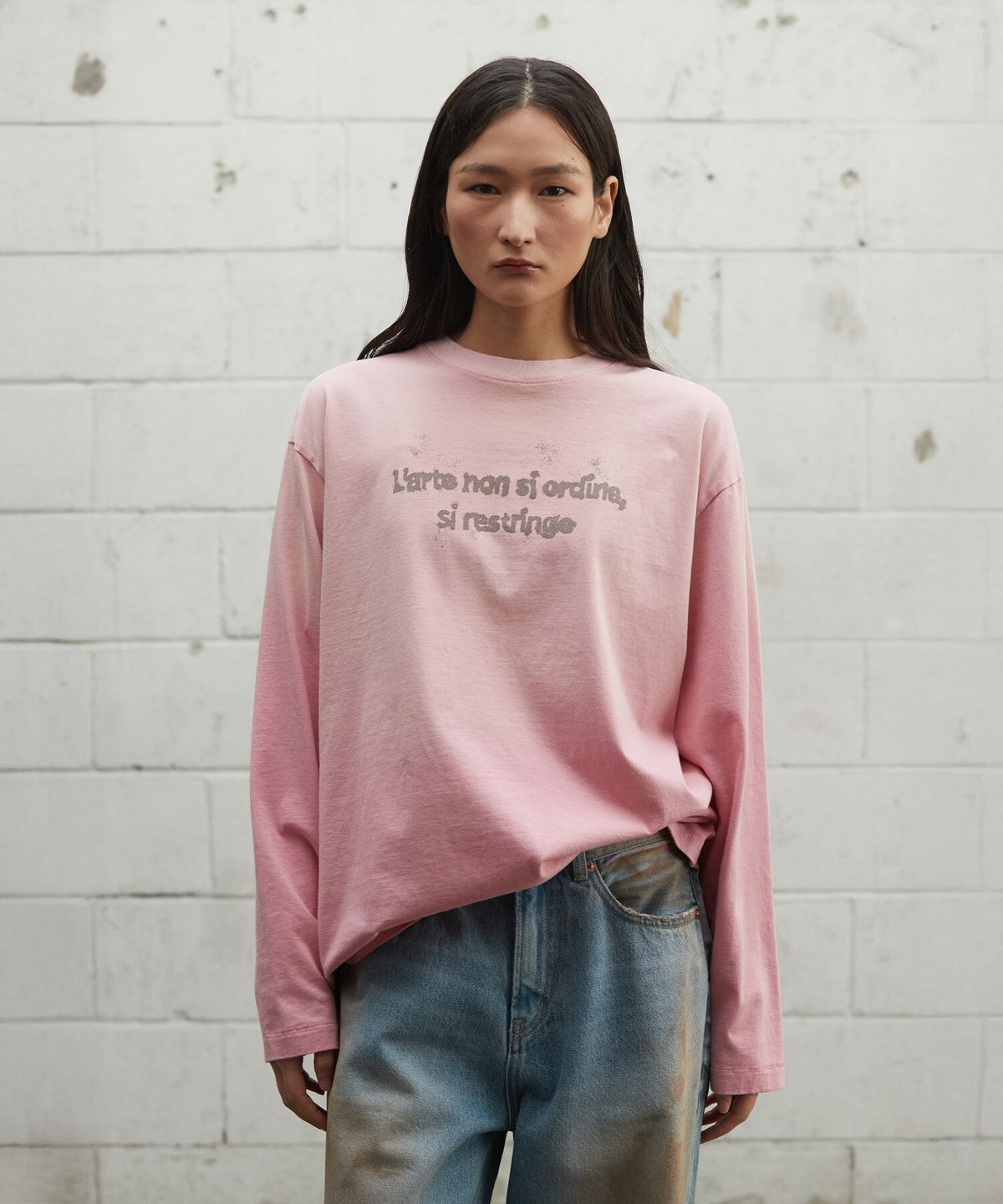 크래키(KRAKKI) [Unisex] Paint Logo LS Tee_Pink [KR265PUT473]