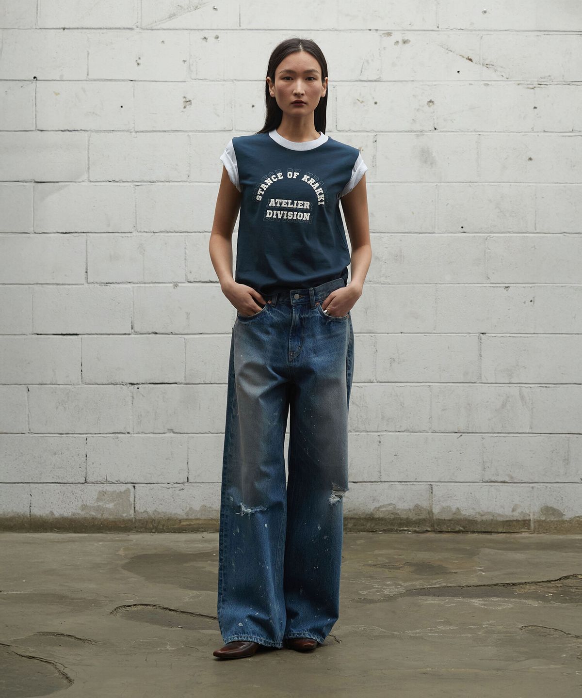 크래키(KRAKKI) [Women] Arch Logo Combi Tee_Navy [KR265PWT451]