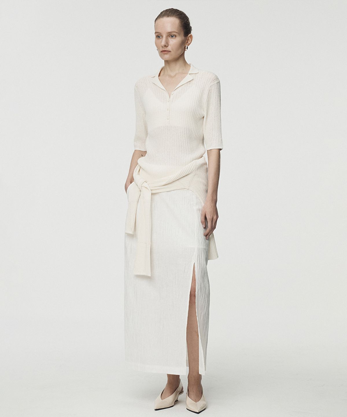 우마뭉(UMARMUNG) Linen Cotton Ribbed Collared Pullover_Ivory