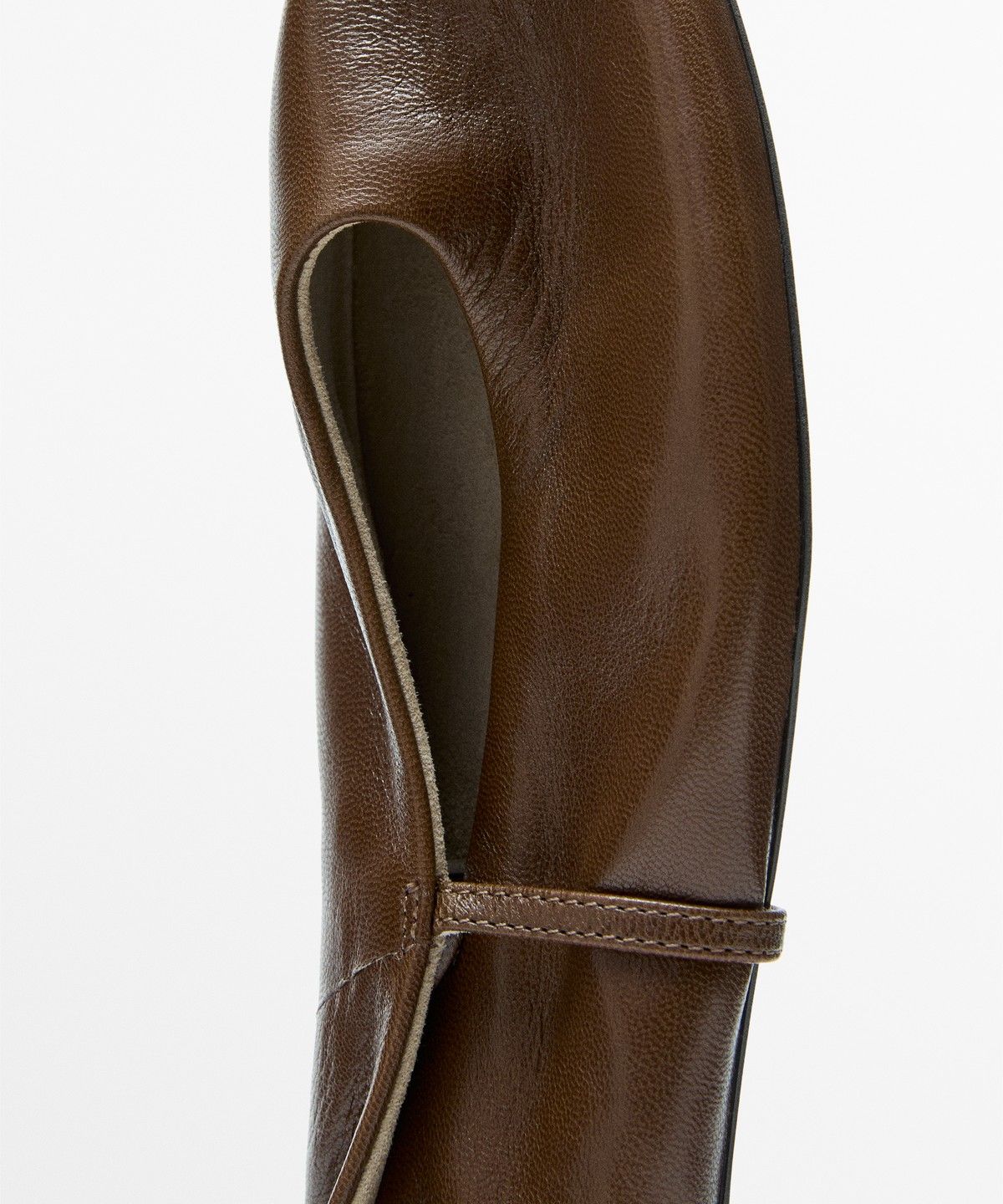 마시모두띠(MASSIMO DUTTI) 소프트 레더 발레리나