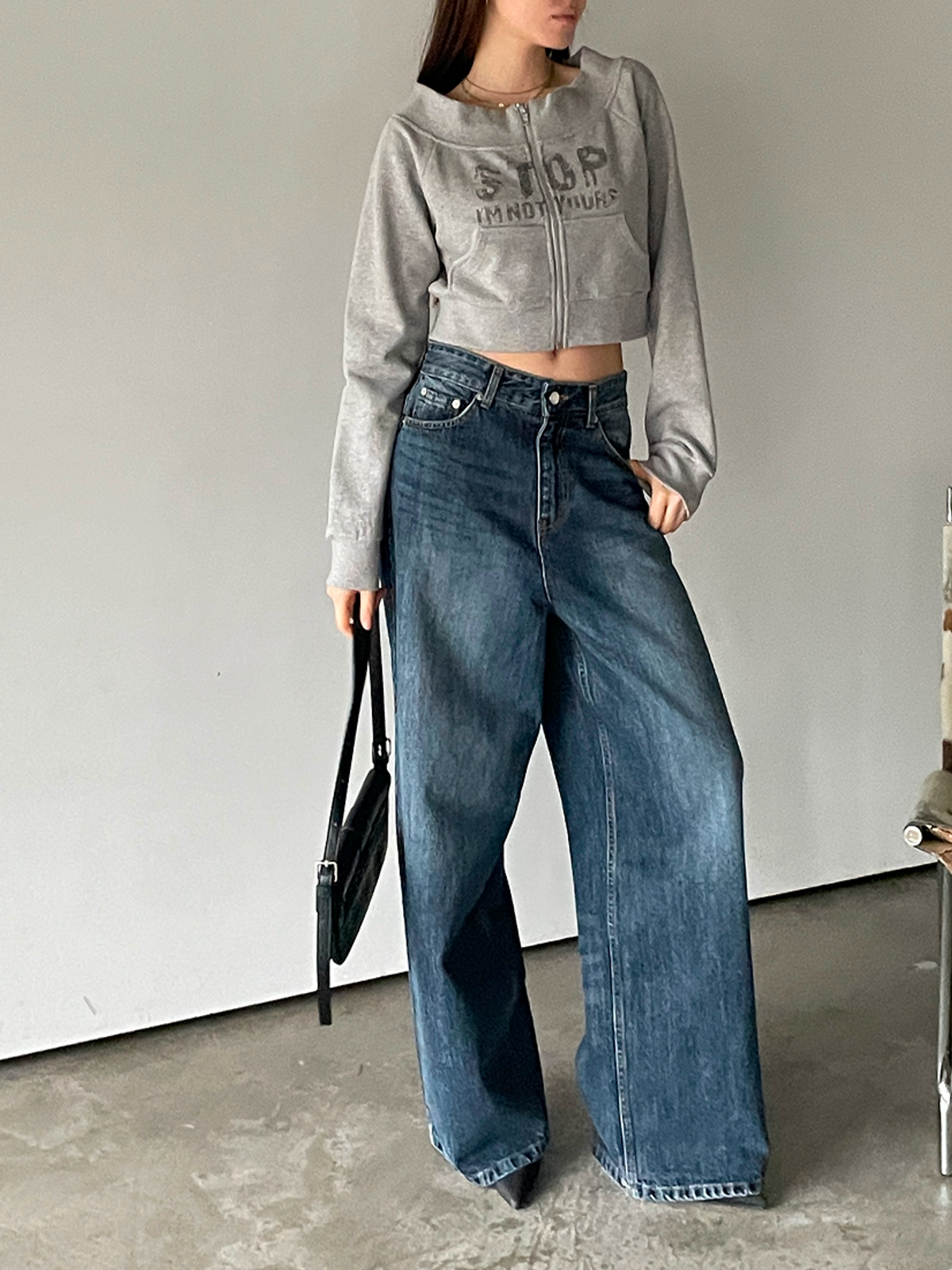 요키토키(YOKI TOKI) OFF-SHOULDER PRINTING SWEAT ZIP-UP [Grey]