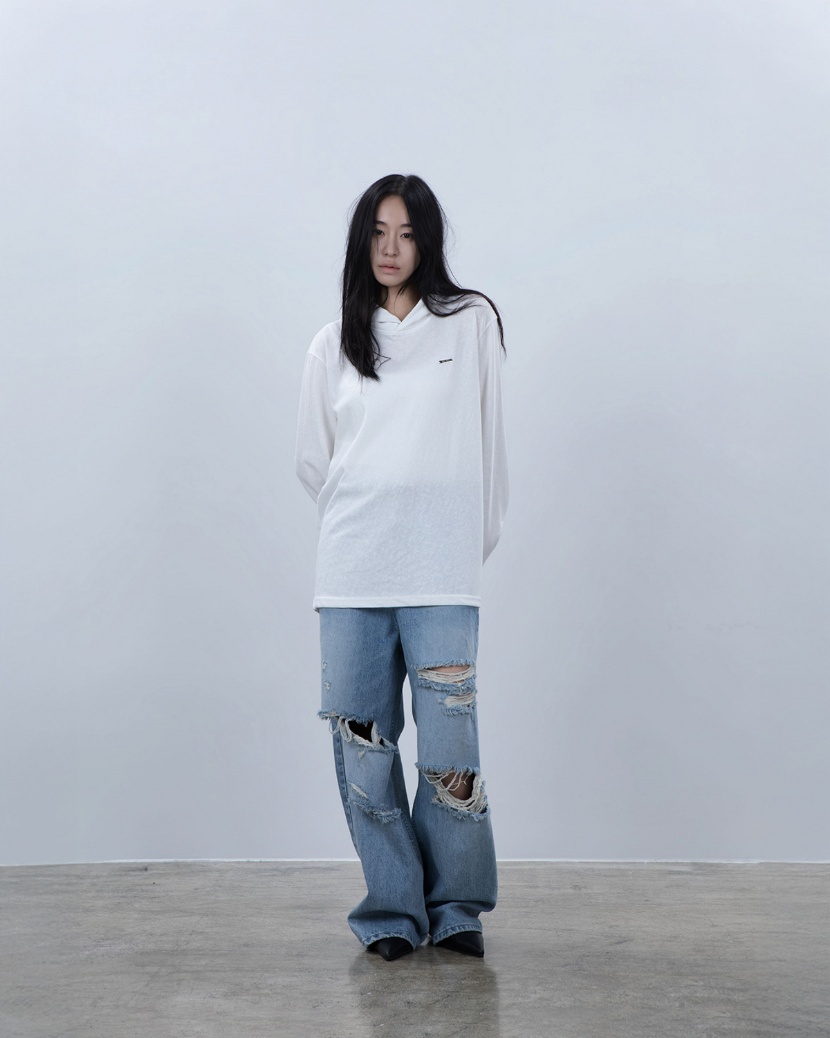 요키토키(YOKI TOKI) FLUID SHEER HOODIE [White]