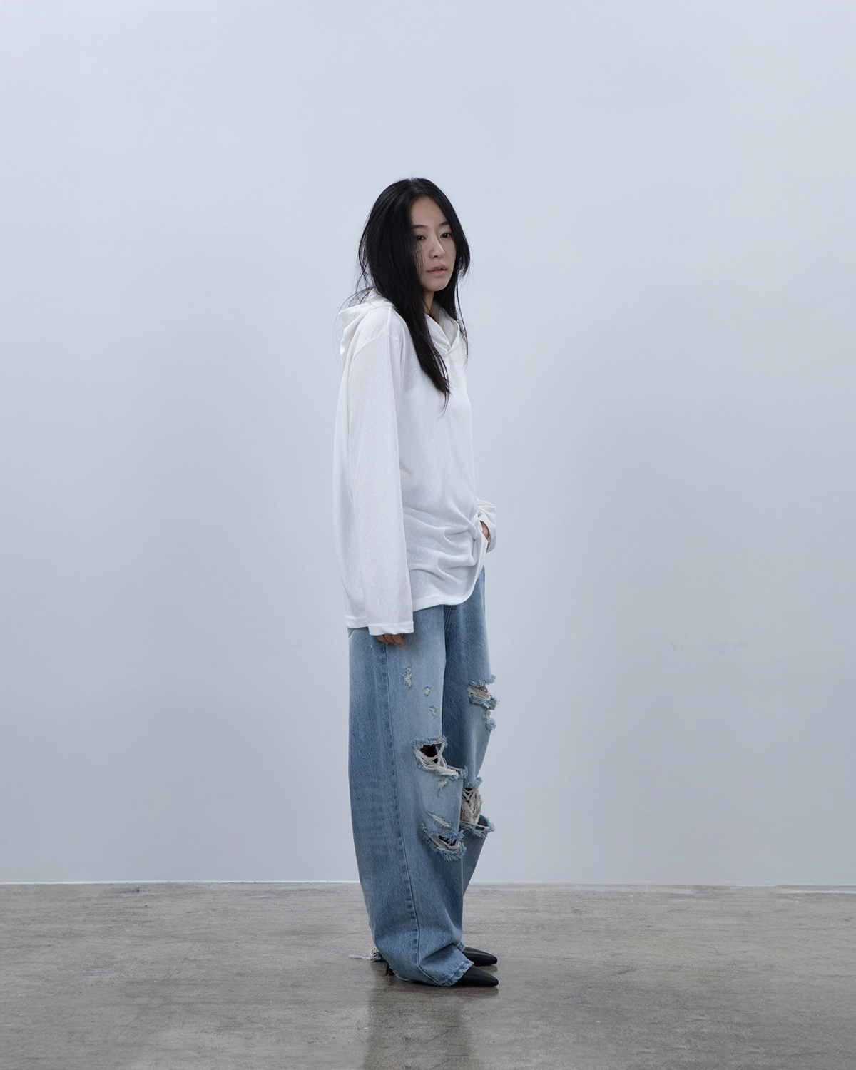 요키토키(YOKI TOKI) FLUID SHEER HOODIE [White]
