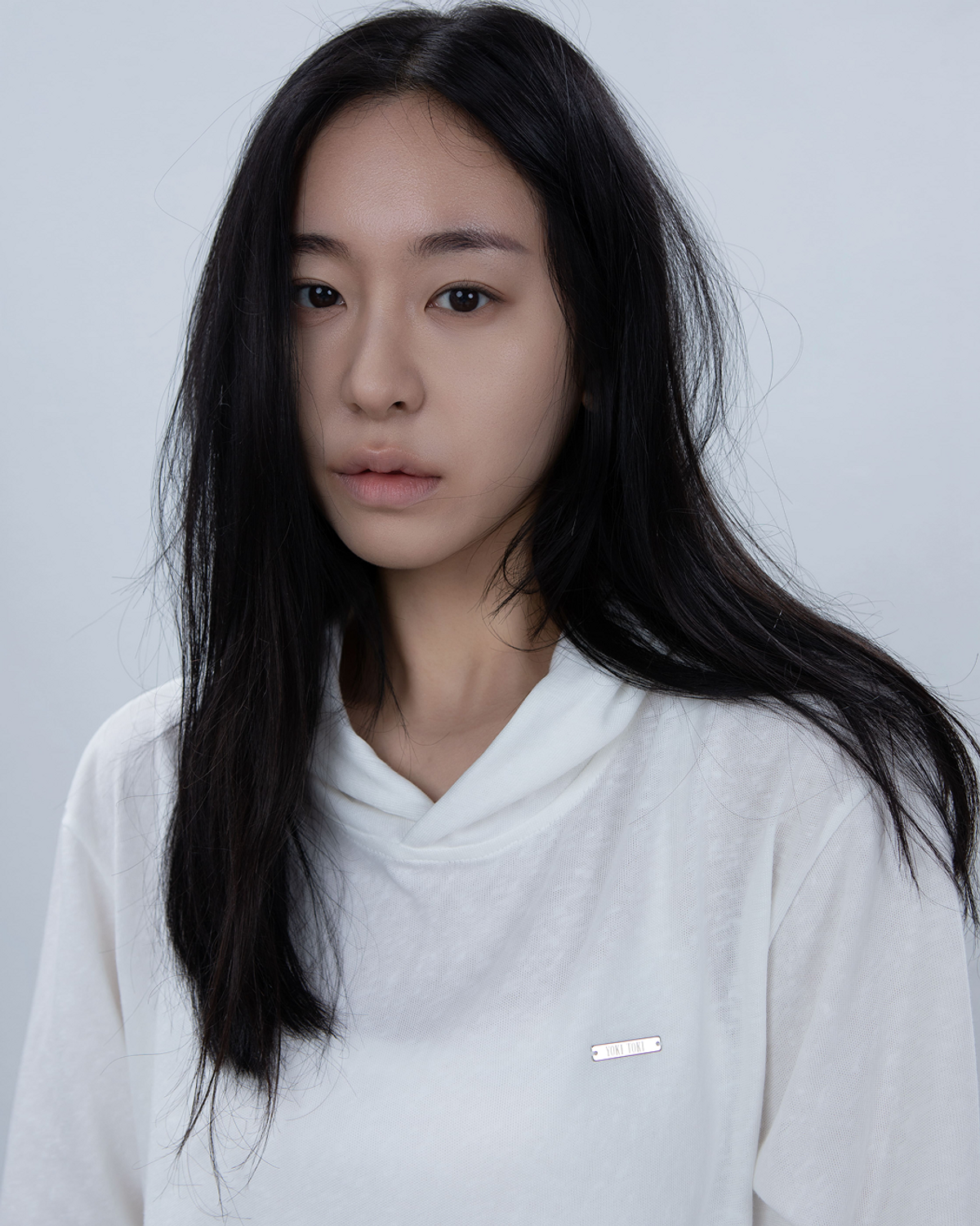 요키토키(YOKI TOKI) FLUID SHEER HOODIE [White]