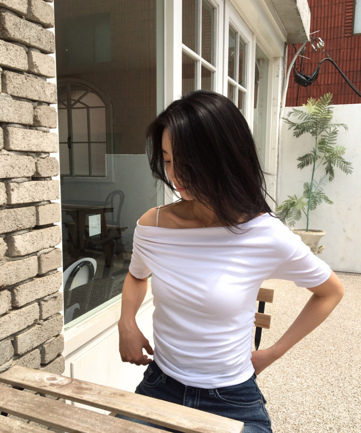 아이씨에(ISEEAE) 3-Way Cowl Neck Top (White, Pink, Black) 카울넥, 언발, 오프숄더 3-WAY 반팔 블라우스