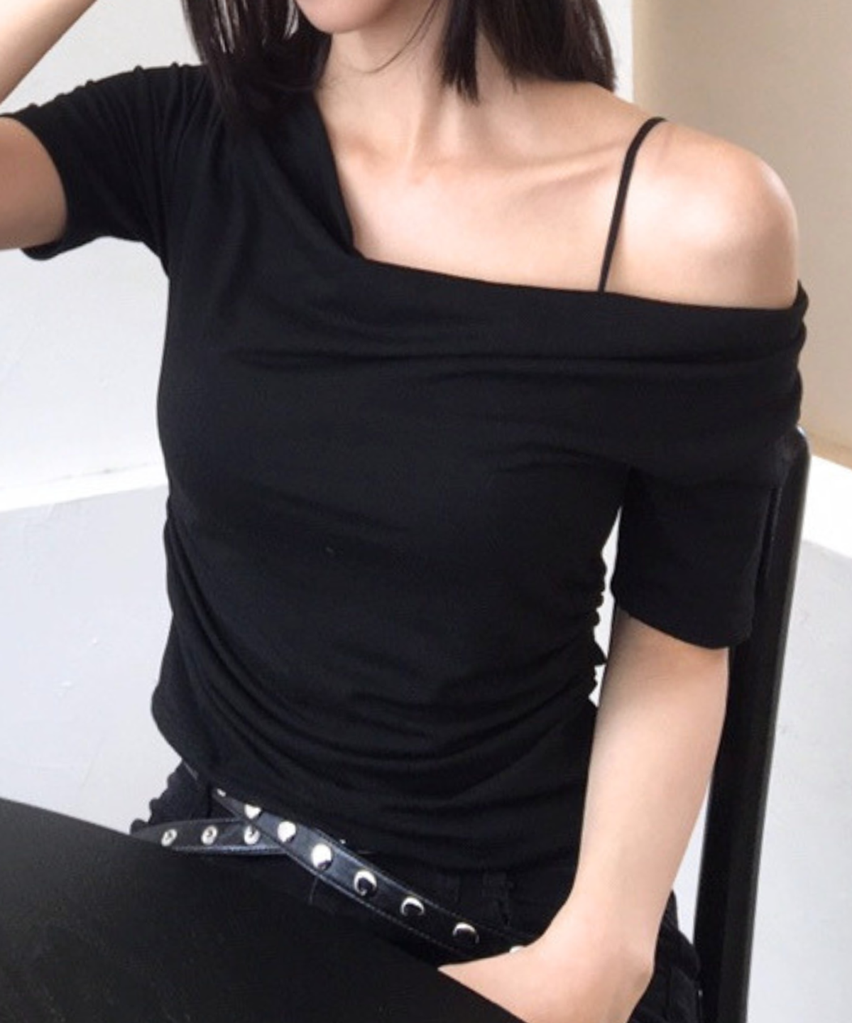 아이씨에(ISEEAE) 3-Way Cowl Neck Top (White, Pink, Black) 카울넥, 언발, 오프숄더 3-WAY 반팔 블라우스