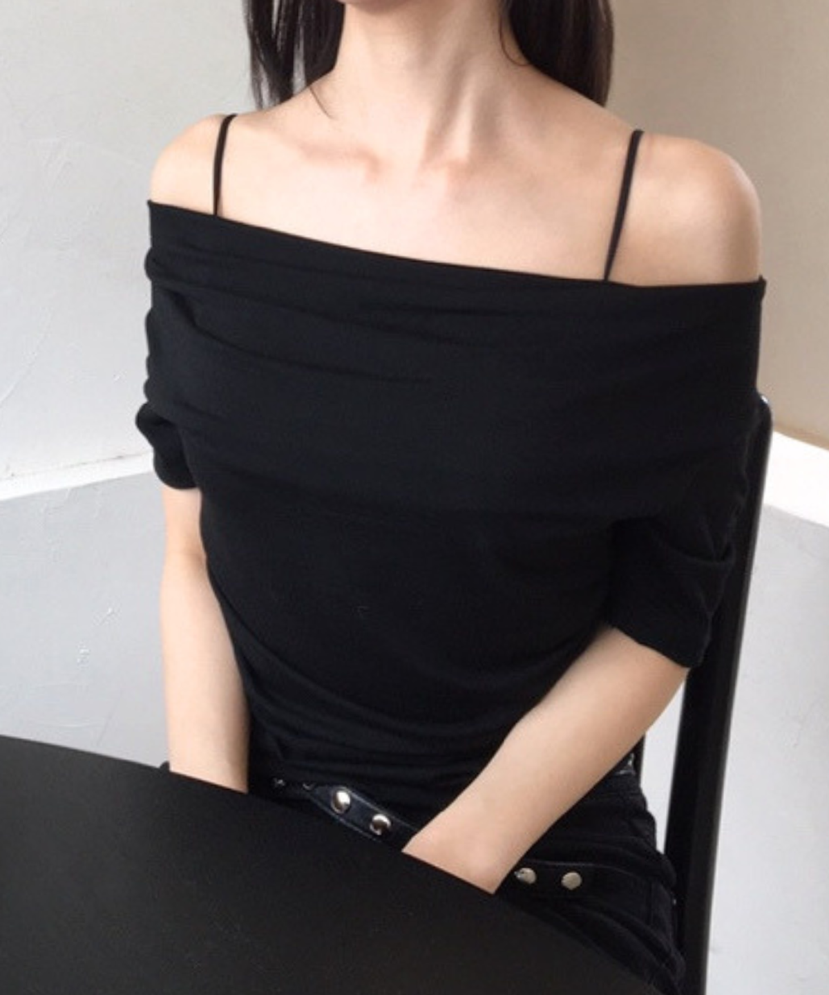 아이씨에(ISEEAE) 3-Way Cowl Neck Top (White, Pink, Black) 카울넥, 언발, 오프숄더 3-WAY 반팔 블라우스