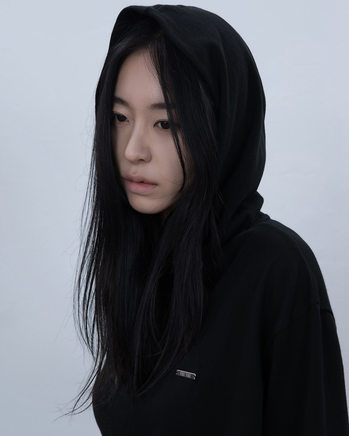 요키토키(YOKI TOKI) FLUID SHEER HOODIE [Black]