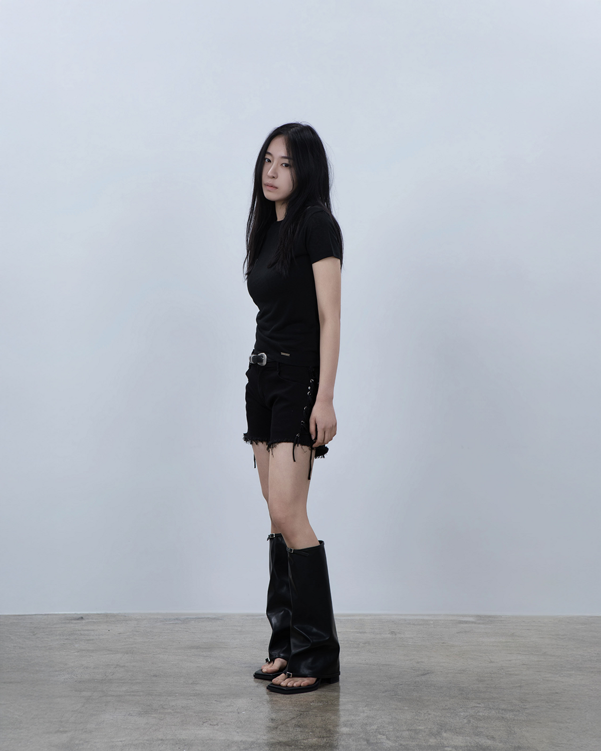 요키토키(YOKI TOKI) SIDE SHIRRING DRAPE TOP [Black]