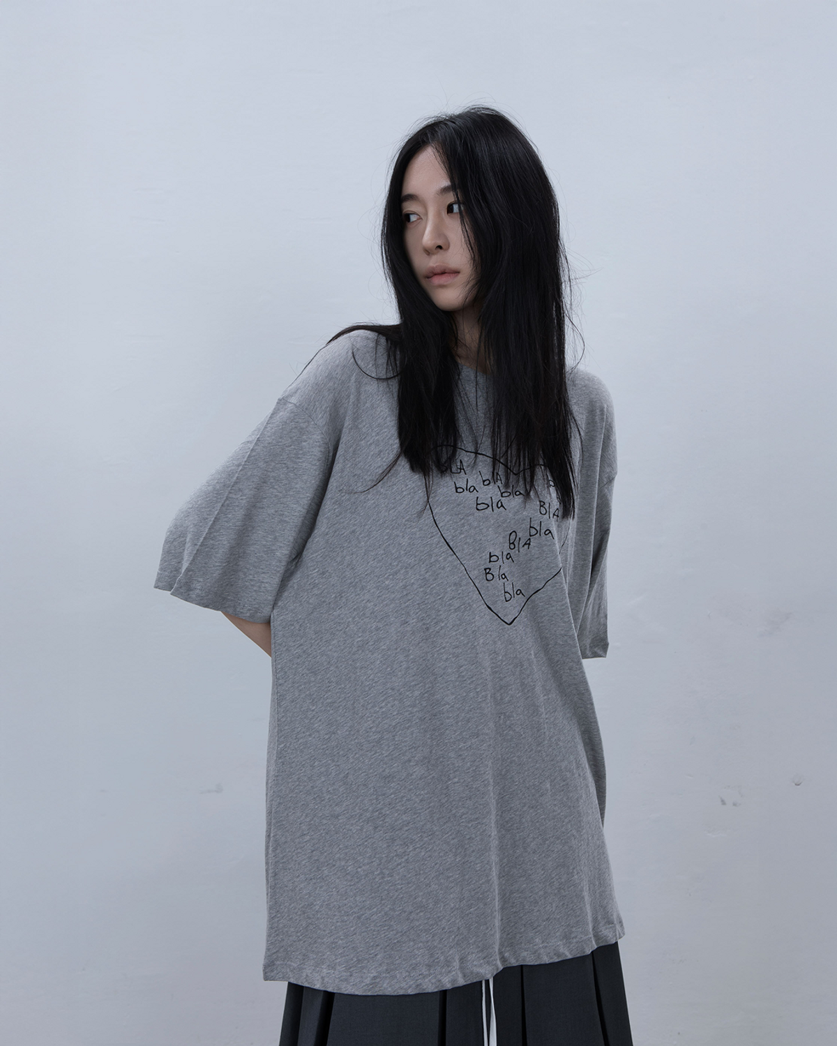 요키토키(YOKI TOKI) BLA BLA HEART OVER FIT T-SHIRT [Grey]