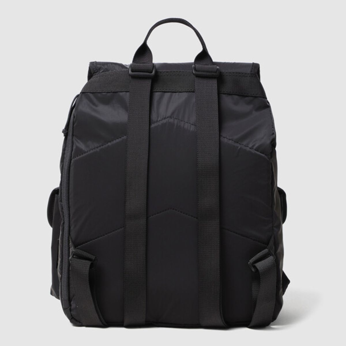 엄브로(UMBRO) 플랩 럭색 백팩 (10L) 차콜 UR223CBP51
