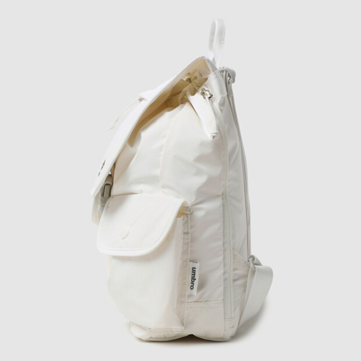 엄브로(UMBRO) 플랩 럭색 백팩 (10L) 아이보리 UR223CBP51