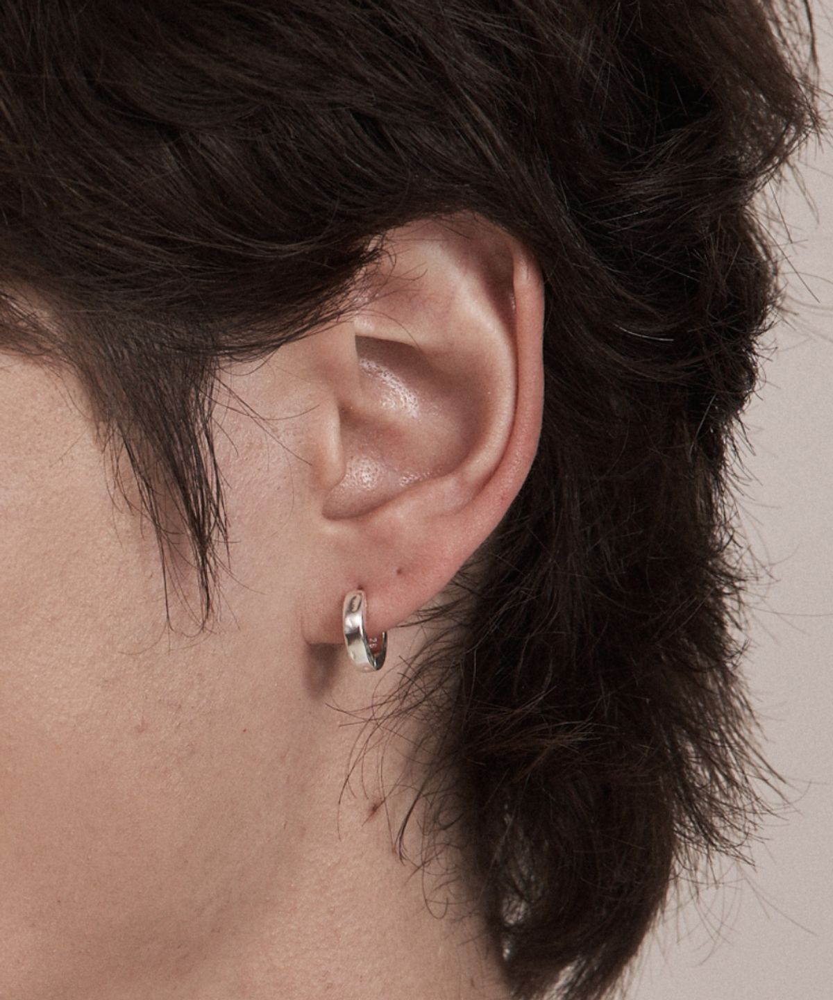 더스틸룸(THESTILLROOM) [SILVER] #E2625 hammer hoop earring