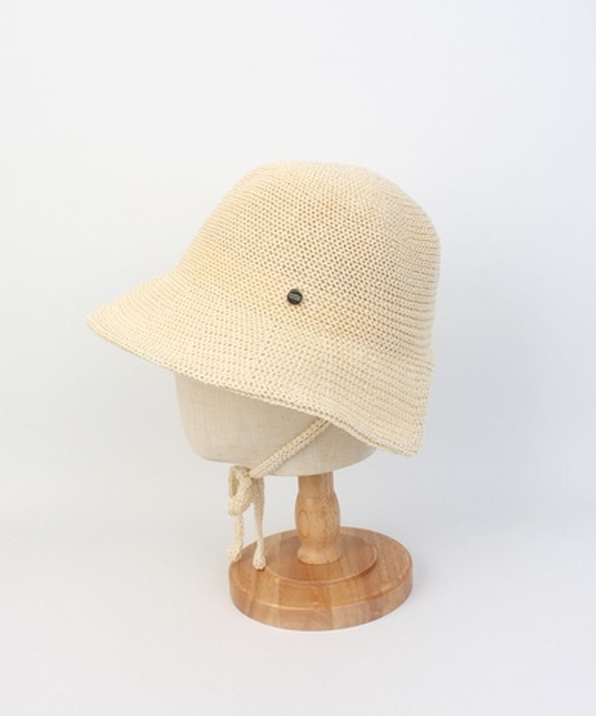 유니버셜 케미스트리(UNIVERSAL CHEMISTRY) Summer Ivory Logo Round Bonnet Hat 보닛햇