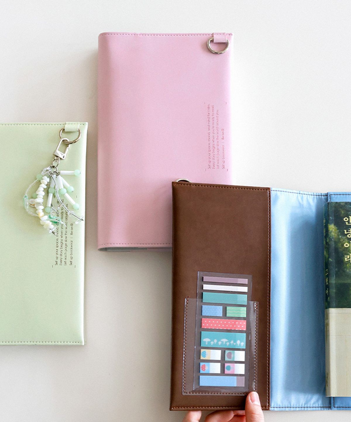 비온뒤(BE ON D) 셋 업 북웨어 PU